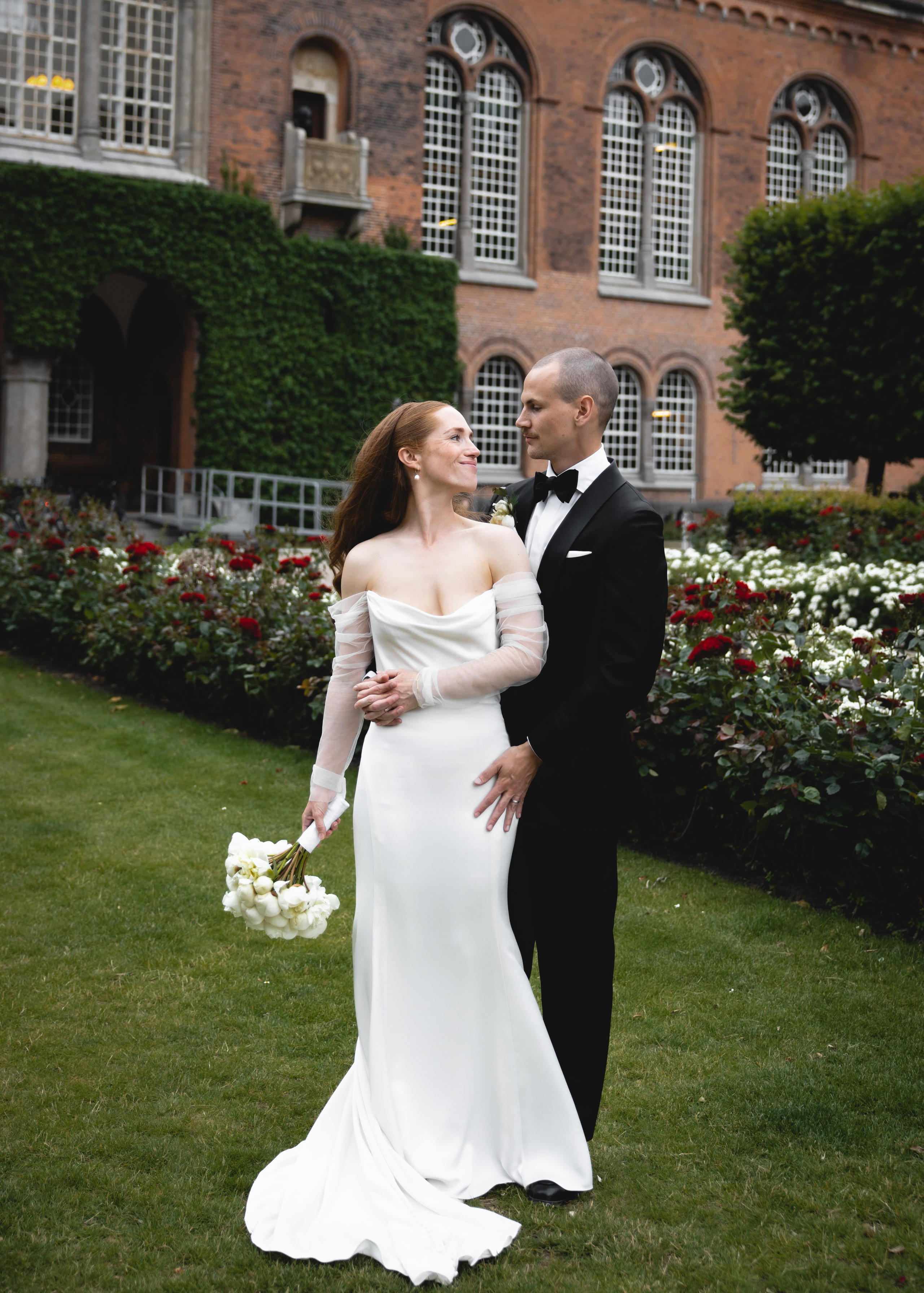 Sofia and Brandon. Professional wedding photographer in Copenhagen, Denmark — Julia Byron