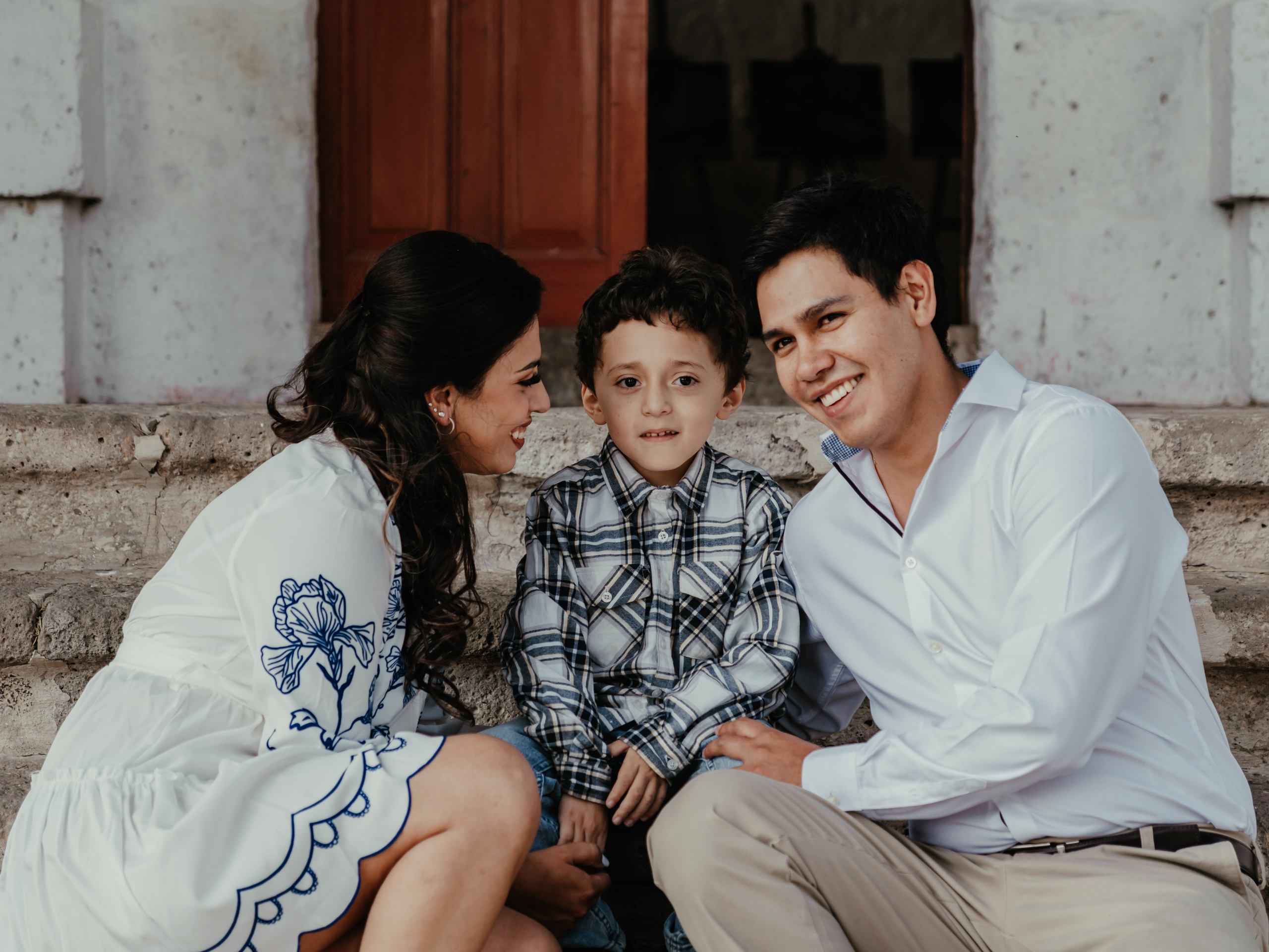 CARLA Y MARIO BODA RELIGIOSA. Studio KVTA | Fotografía y Video de Bodas en Arequipa