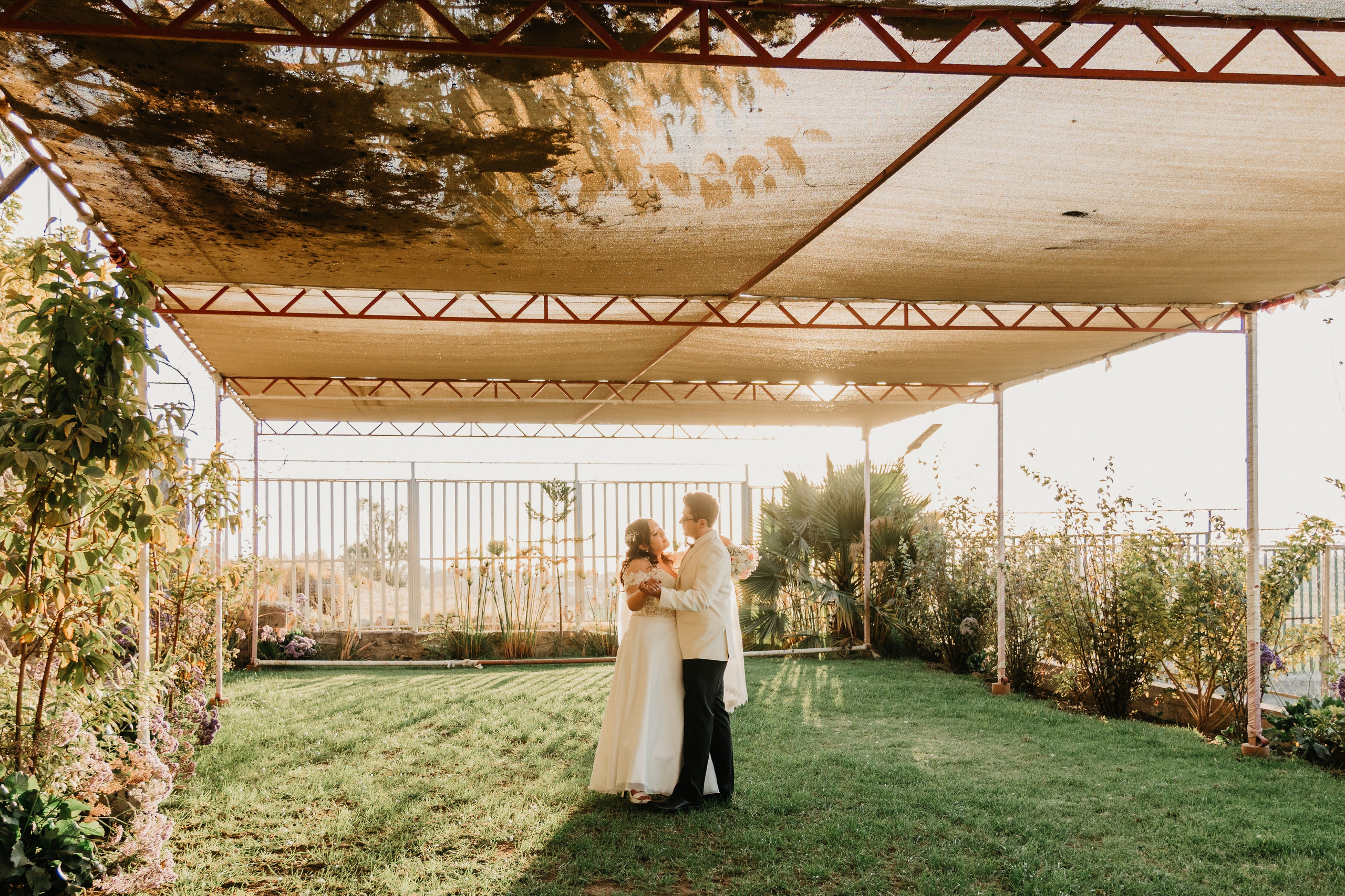 VANIA + LUIS BODA CIVIL. Studio KVTA | Fotografía y Video de Bodas en Arequipa