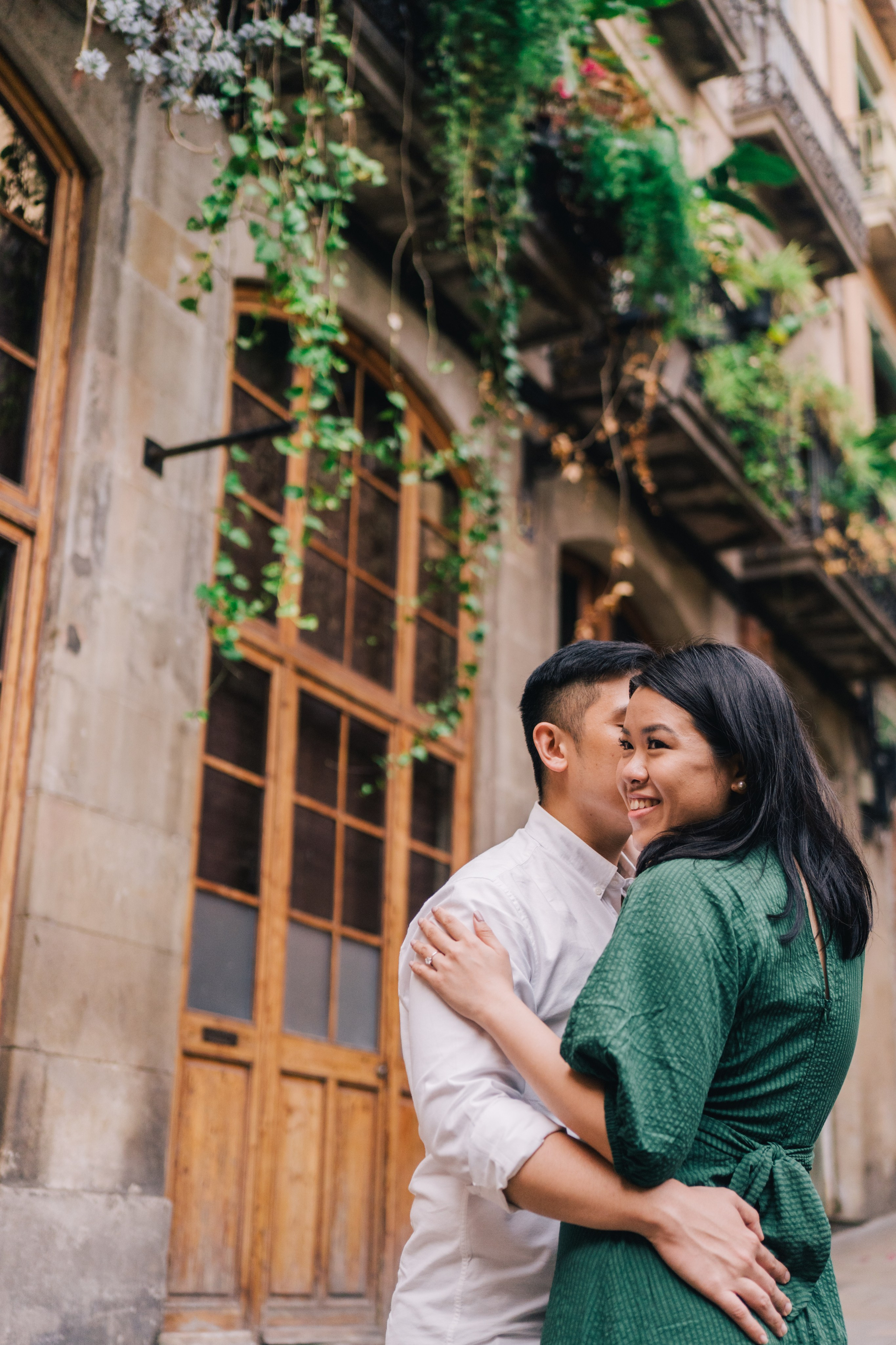 LoveStory in Gothic Quarter. Photographer Kristina Dorina