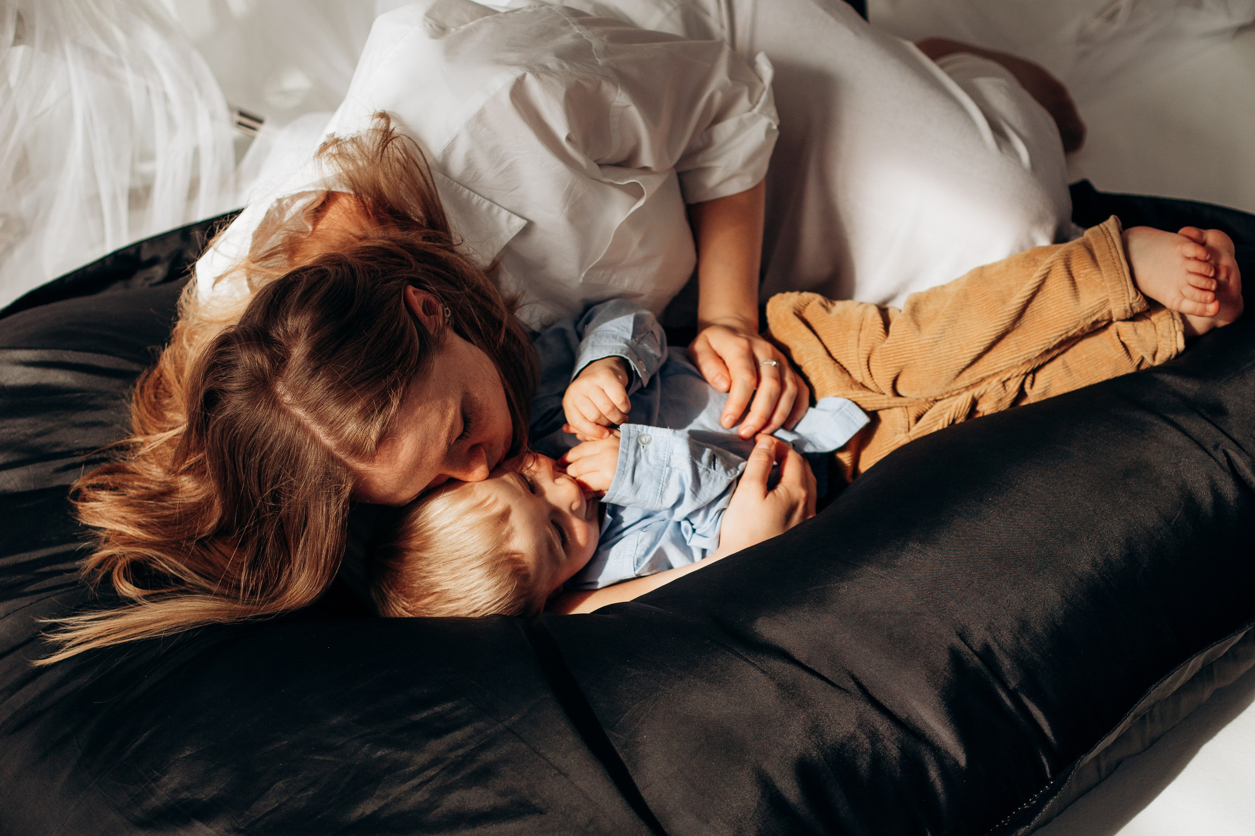 Аня, Ира и Миша. Главная