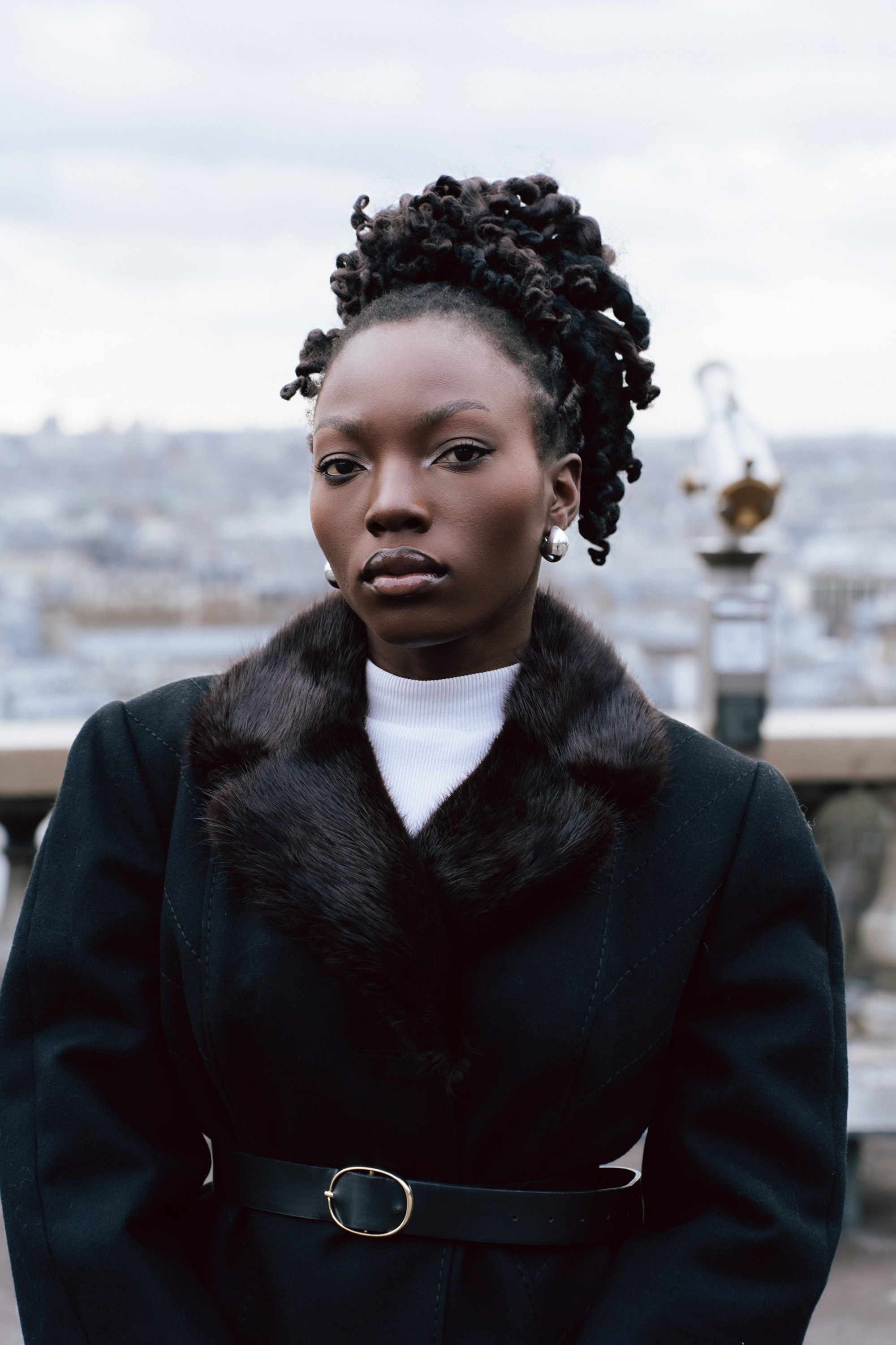 Solo Portrait Session: Monmartre. Paris Photographer & Videographer