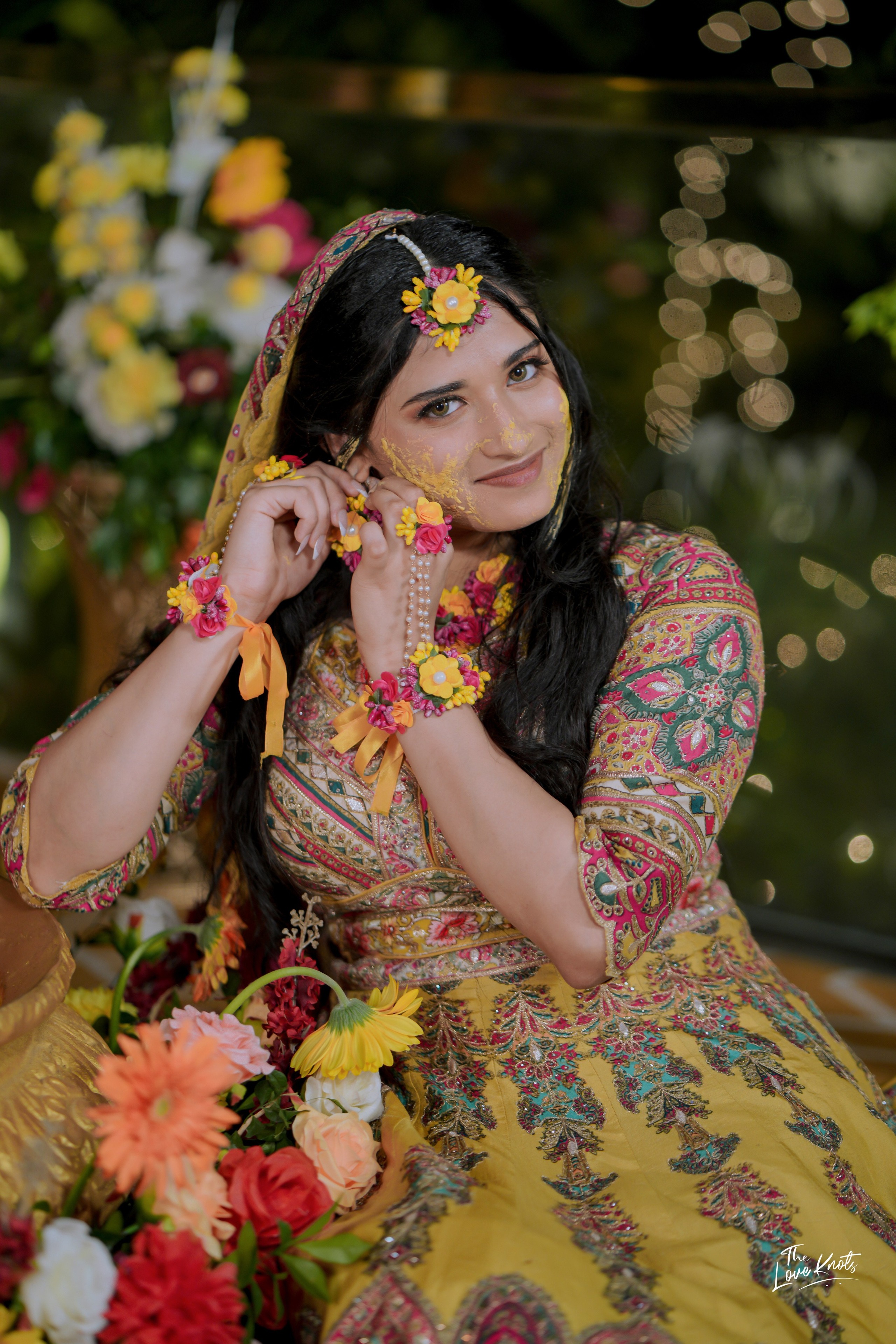 SHAHANA. Theloveknots