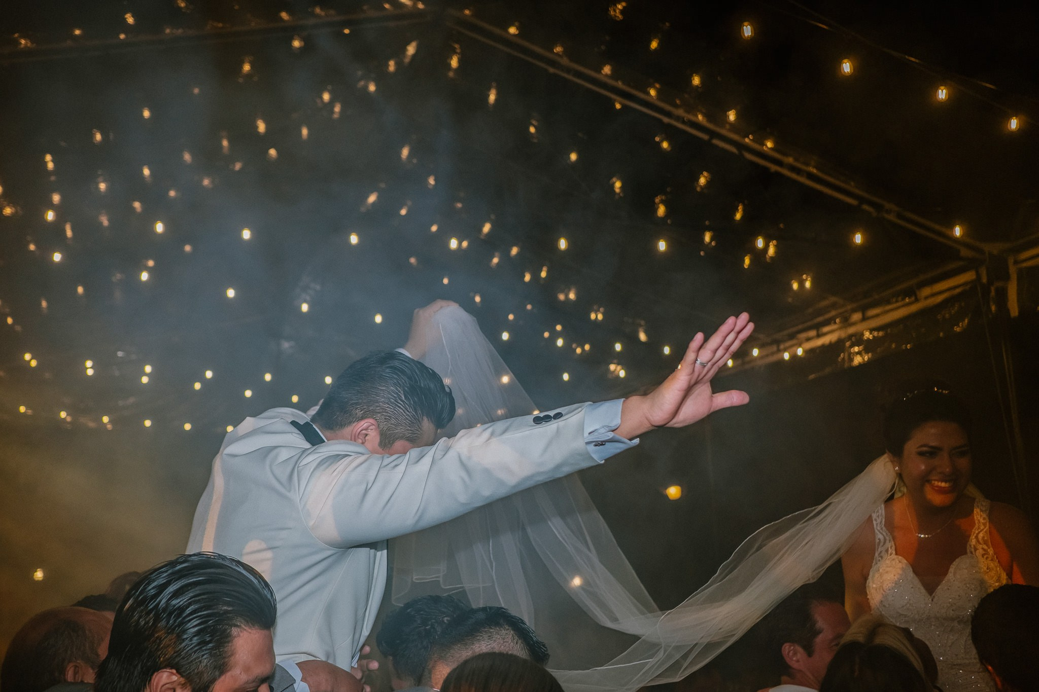 Yenisel & Raul / Tepoztlan. Wedding and family photographer in Mexico City