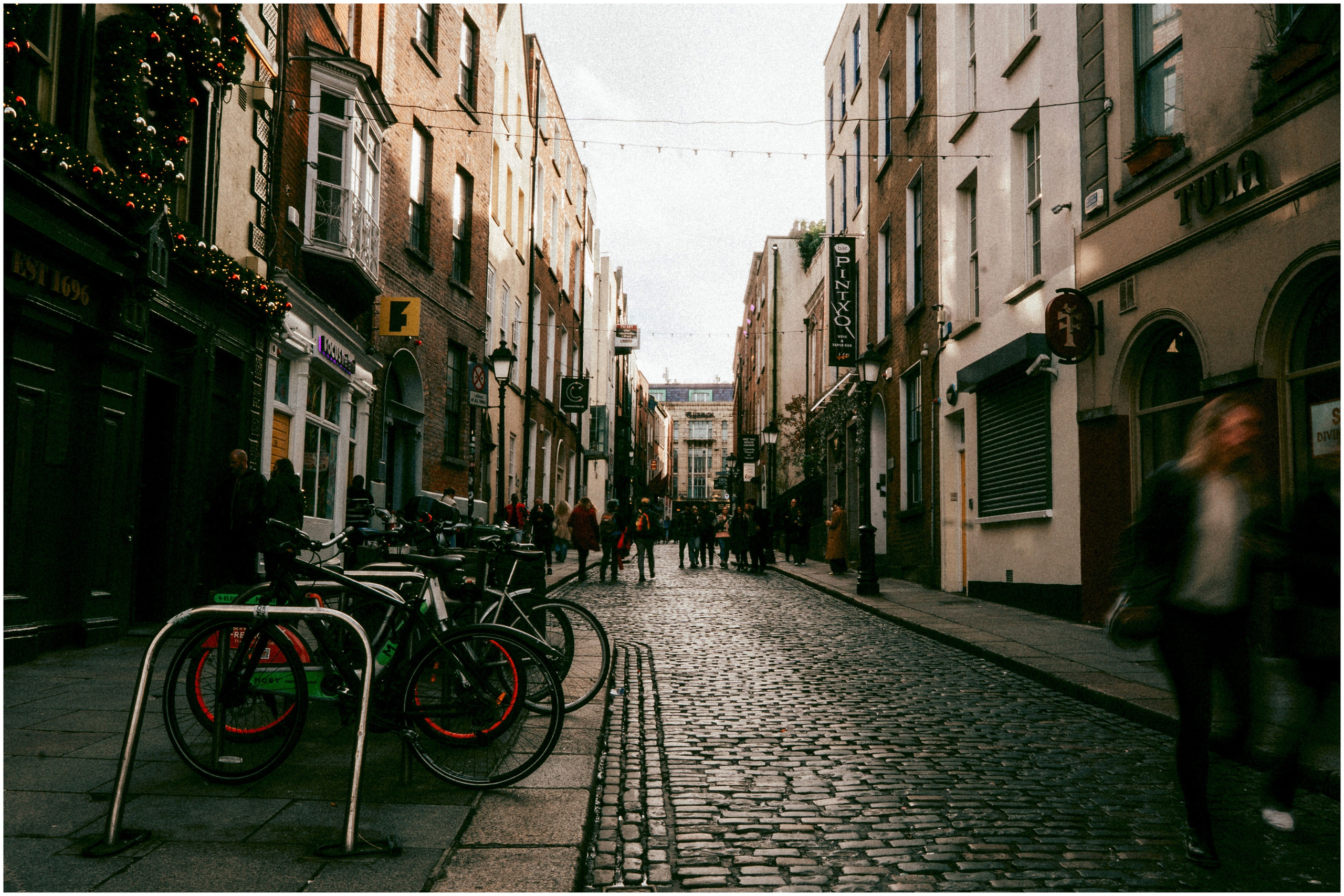 IRELAND. Inna Mendelson — Photographer