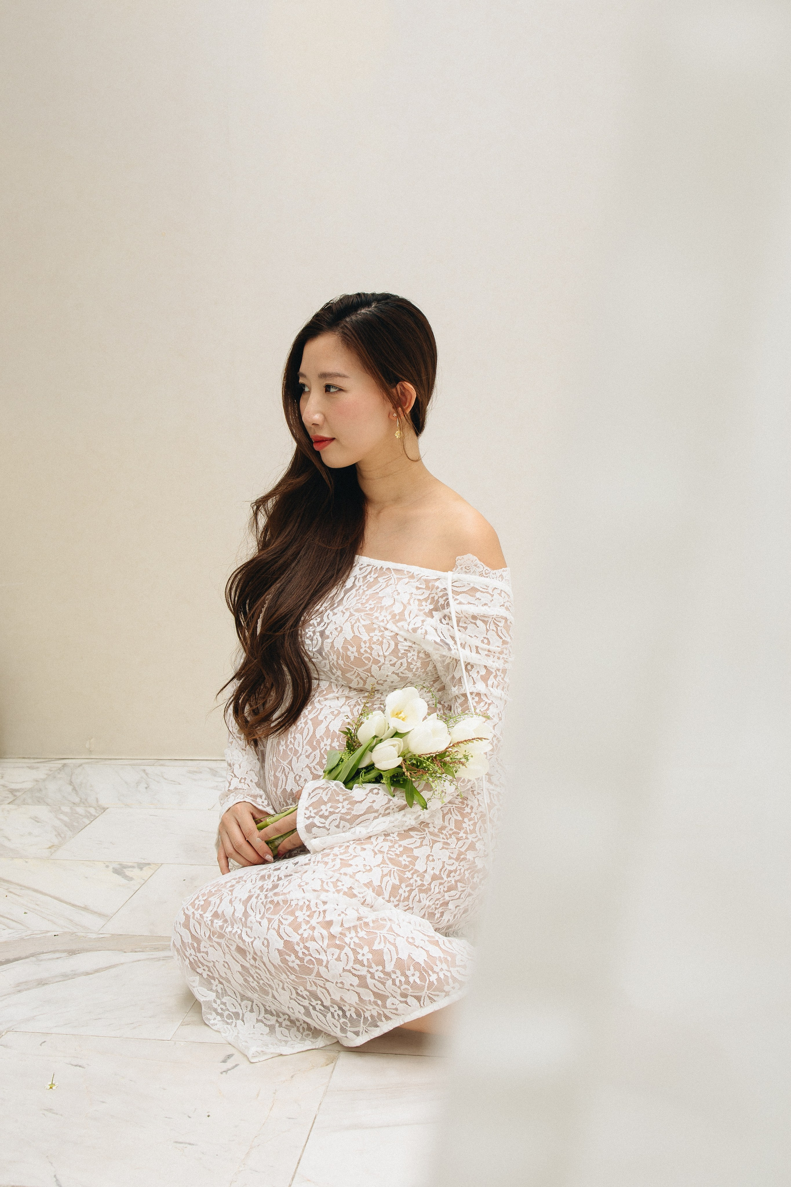 The Sweetest Anticipation. Family and wedding photographer in Bangkok, Thailand