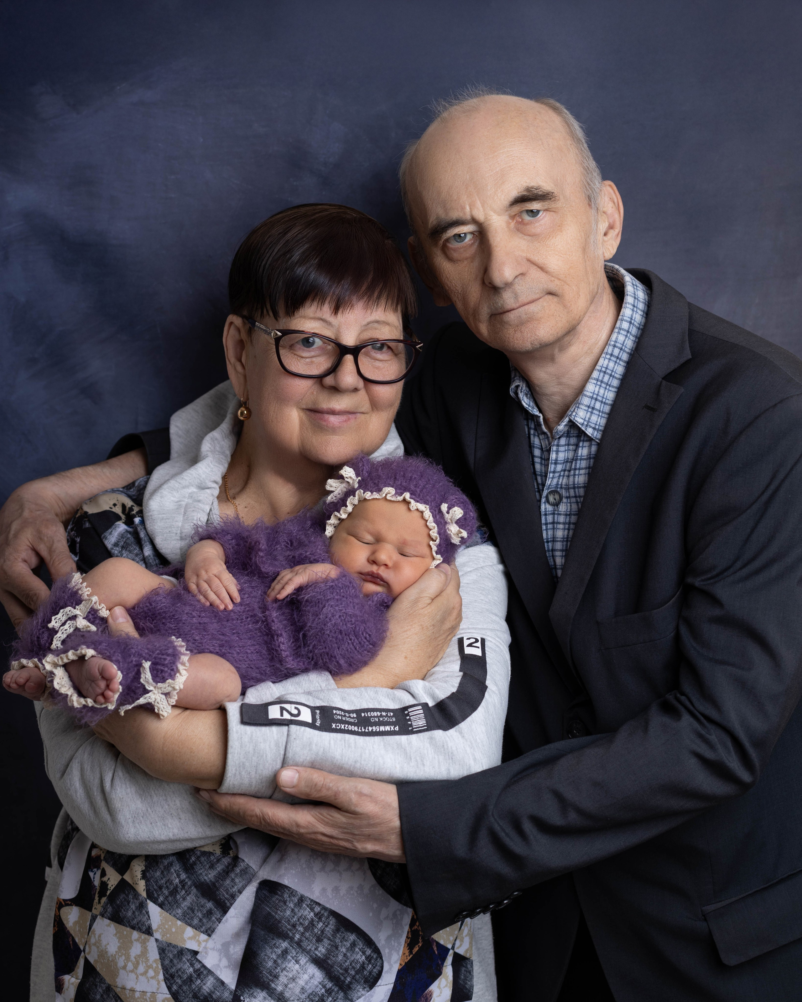 Каталог 26 Newborn. קטרינה שוסטרמן — צלמת ניובורן ומשפחות בישראל