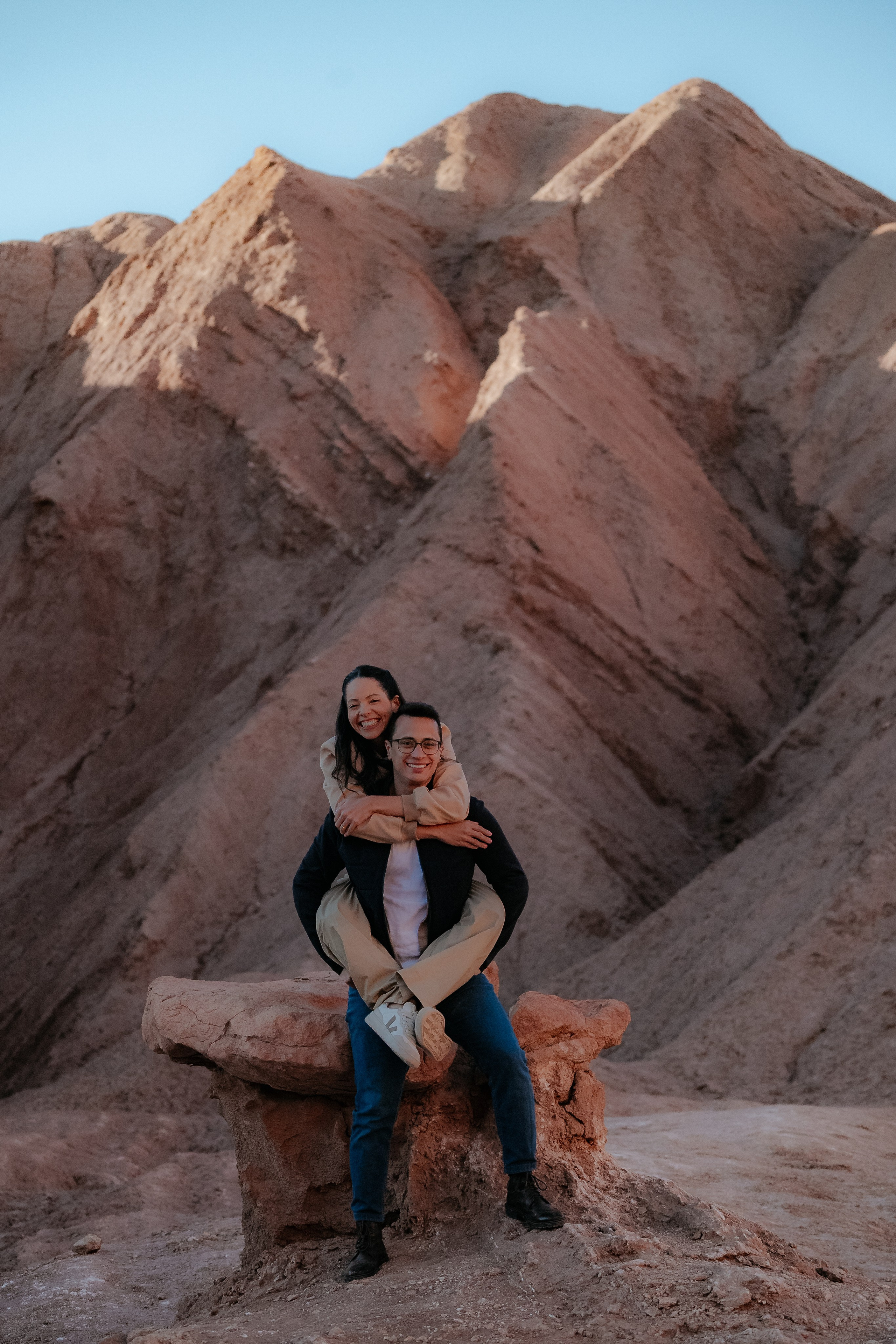 Sessão casual no Vale dos Cogumelos. Fotógrafo em San Pedro de Atacama