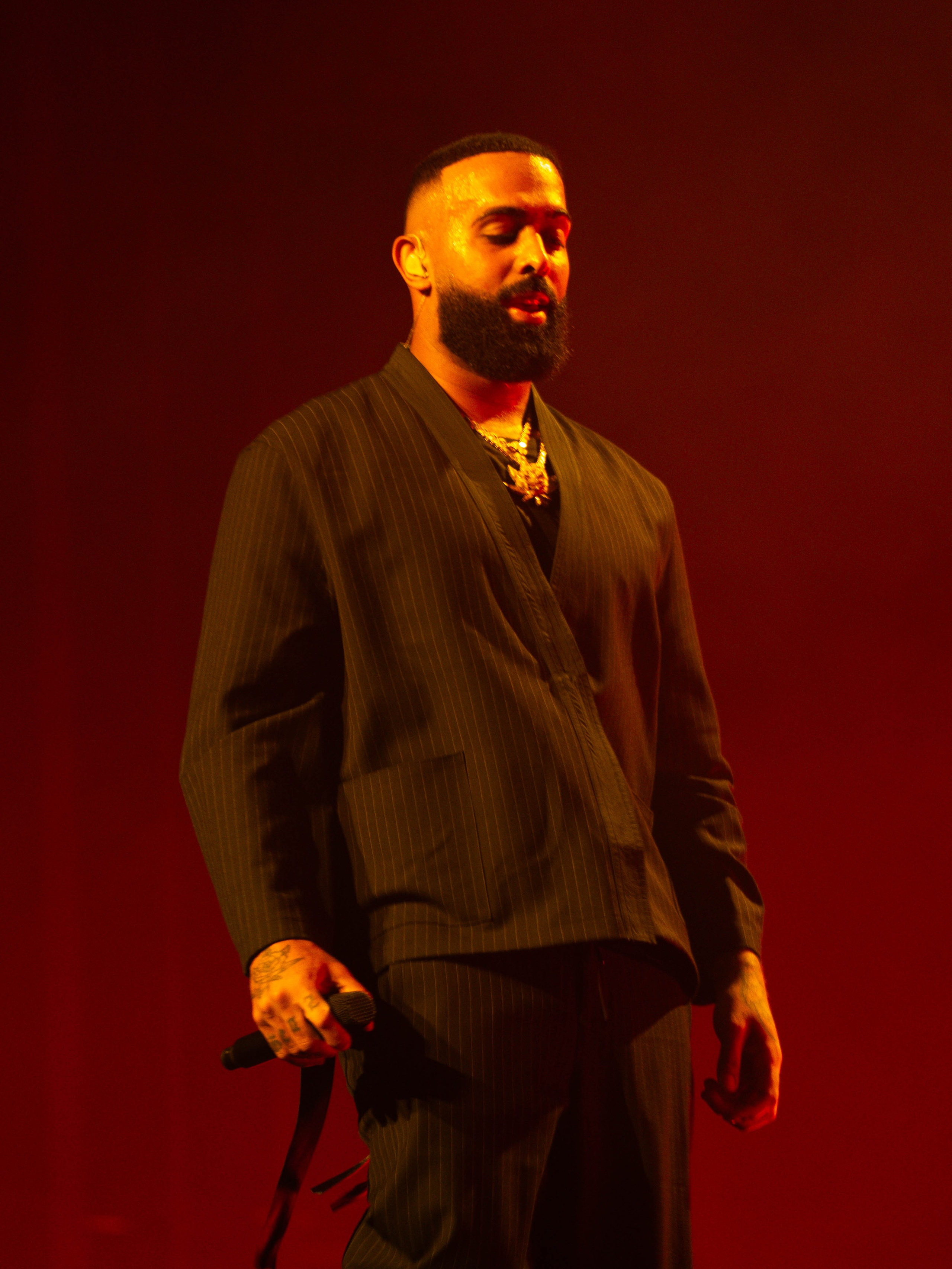 ELADIO CARRION. DEYA BELTRAN Maquilladora, fotógrafa y vídeos