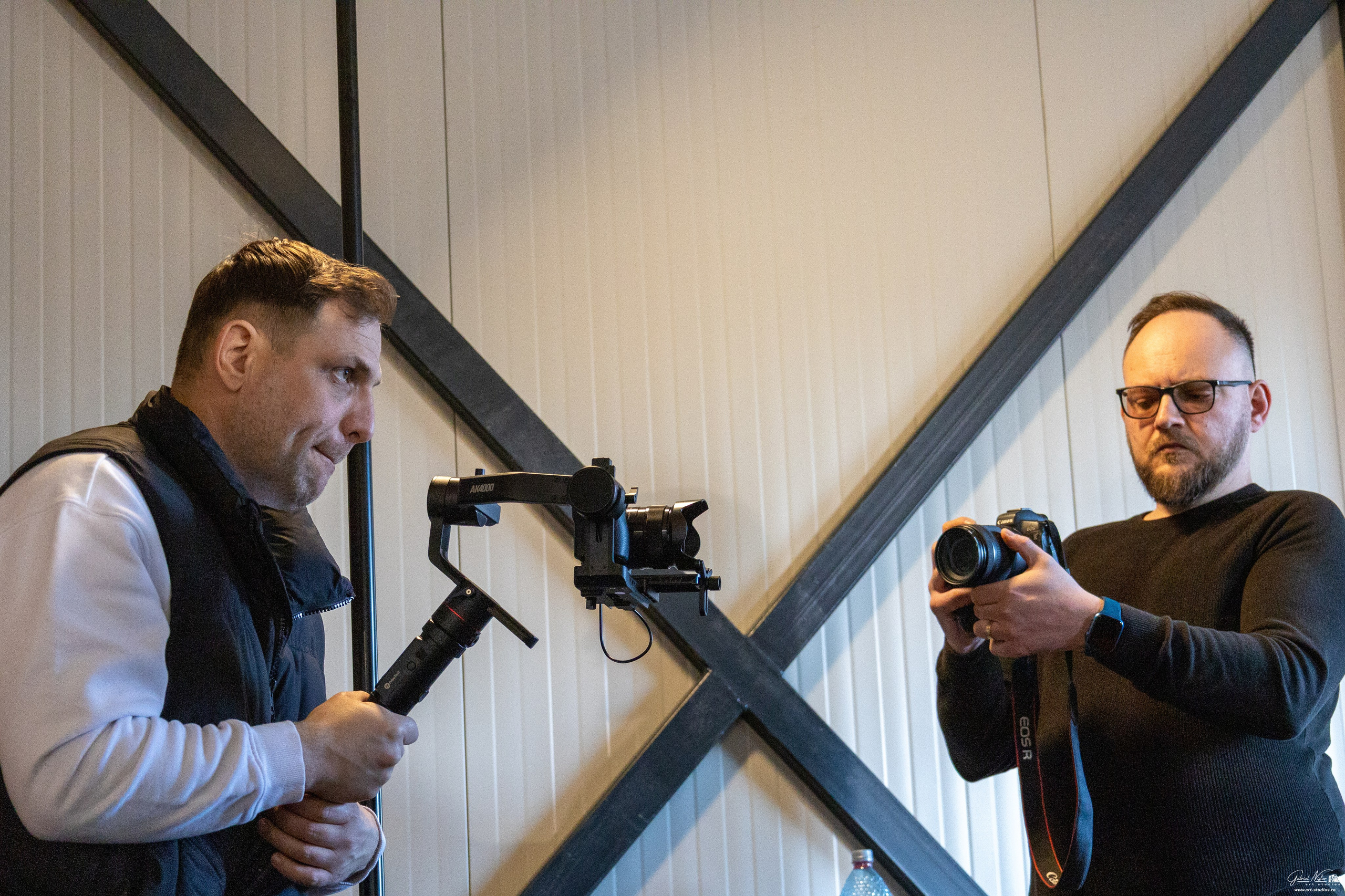 Căutarea. Gabriel Nistor Art-Studios - Fotografo / Videografo Iasi