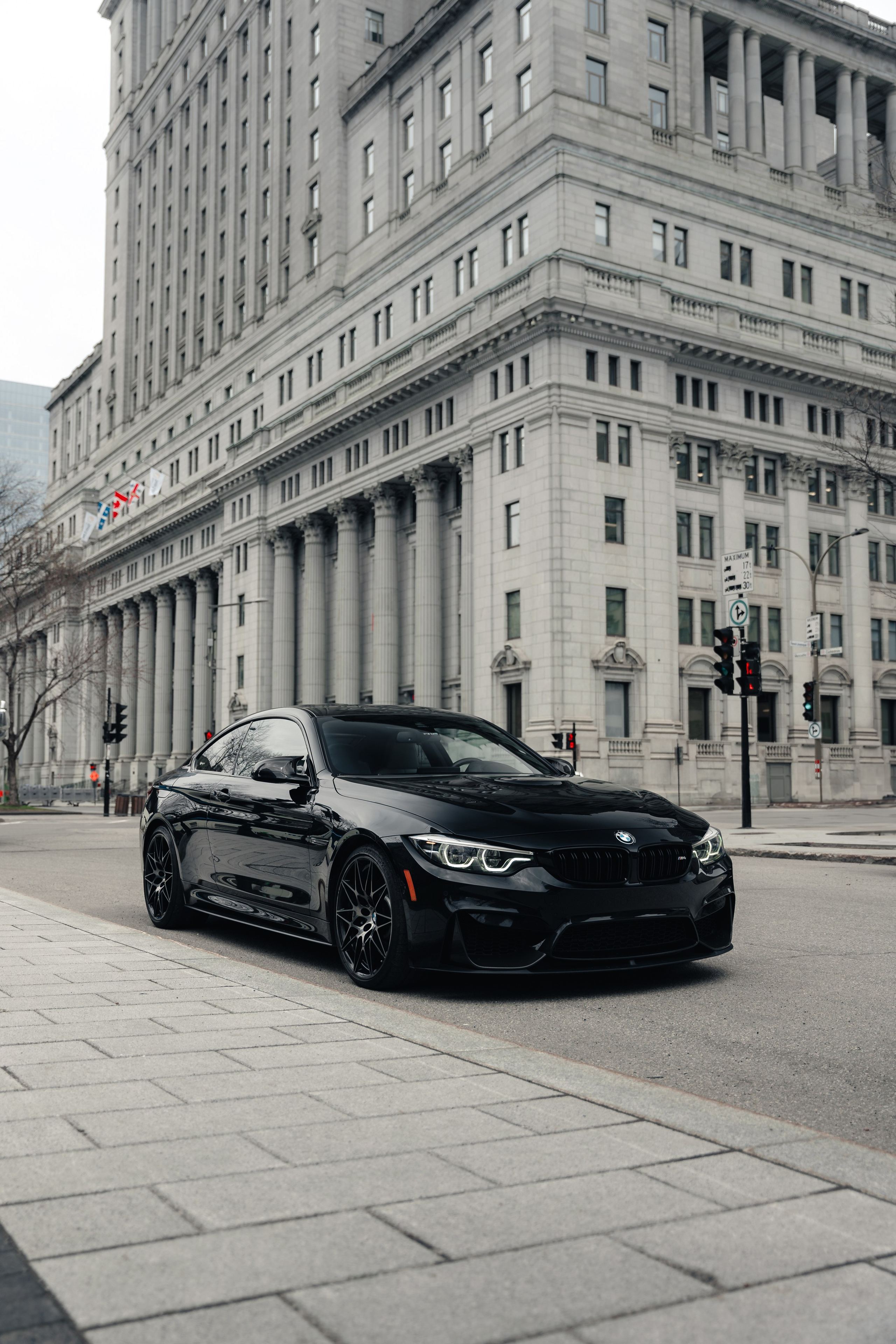 BMW M4 F82. Photographer in Paris — Vitalii Motruk