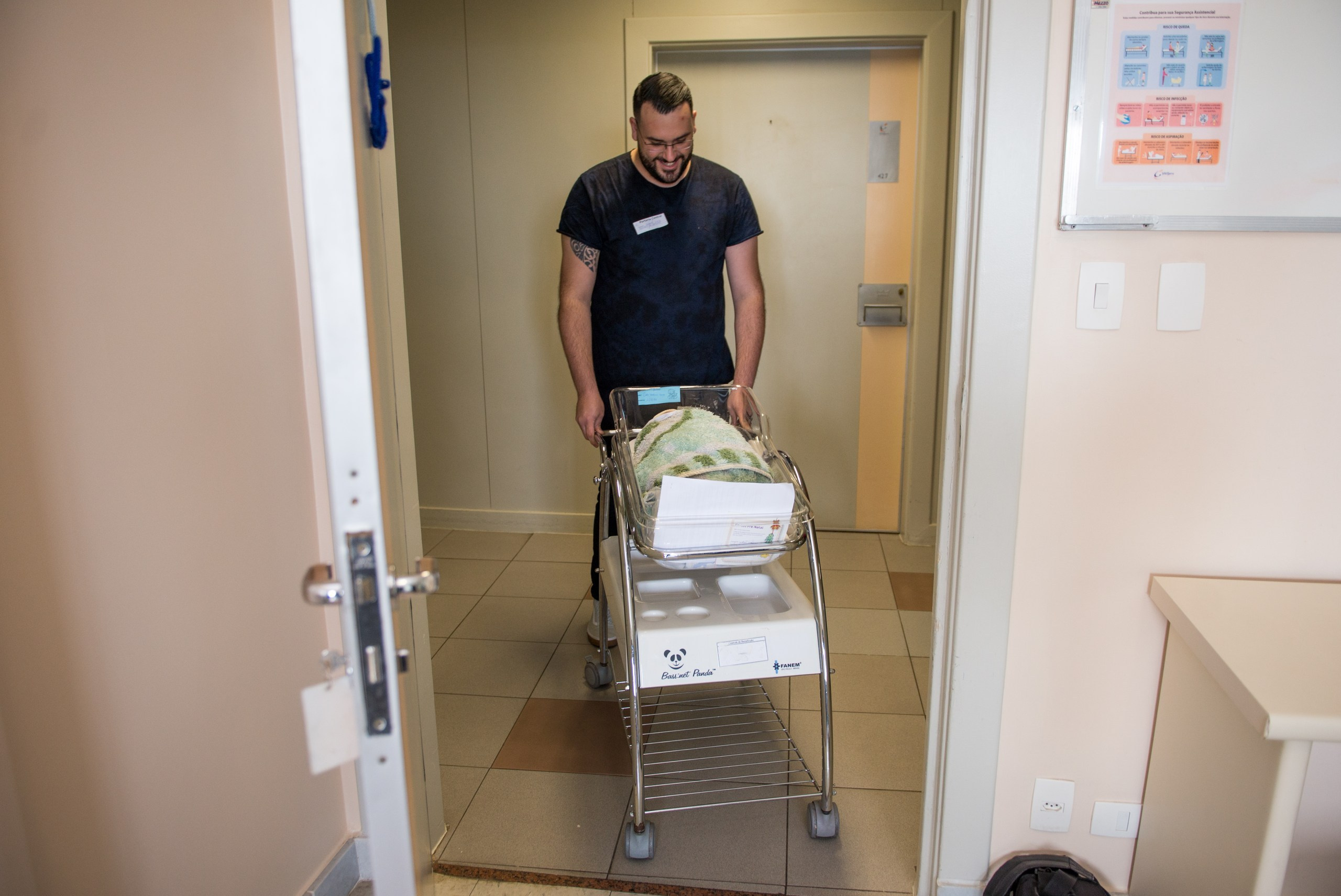 Childbirth. Sua fotógrafa em Lisboa — Anna Belova