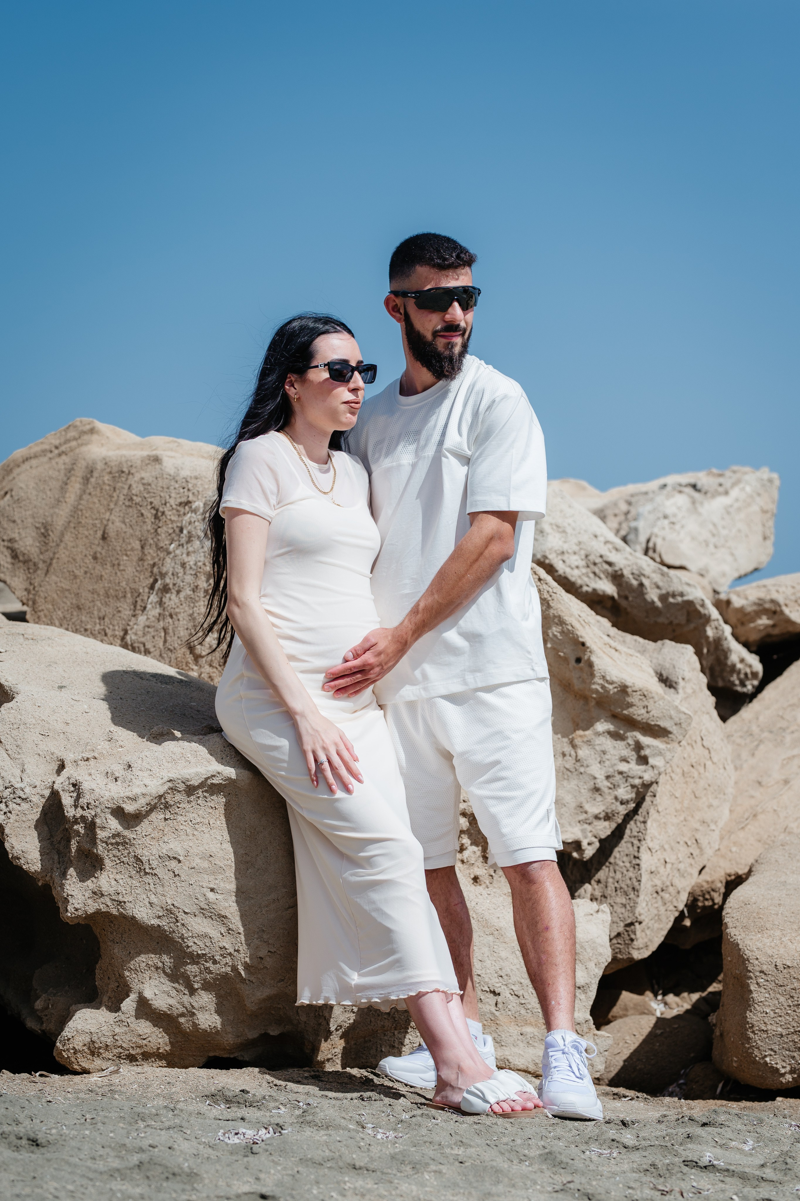 Maternity near the sea. AdrianOltean.wfolio.pro