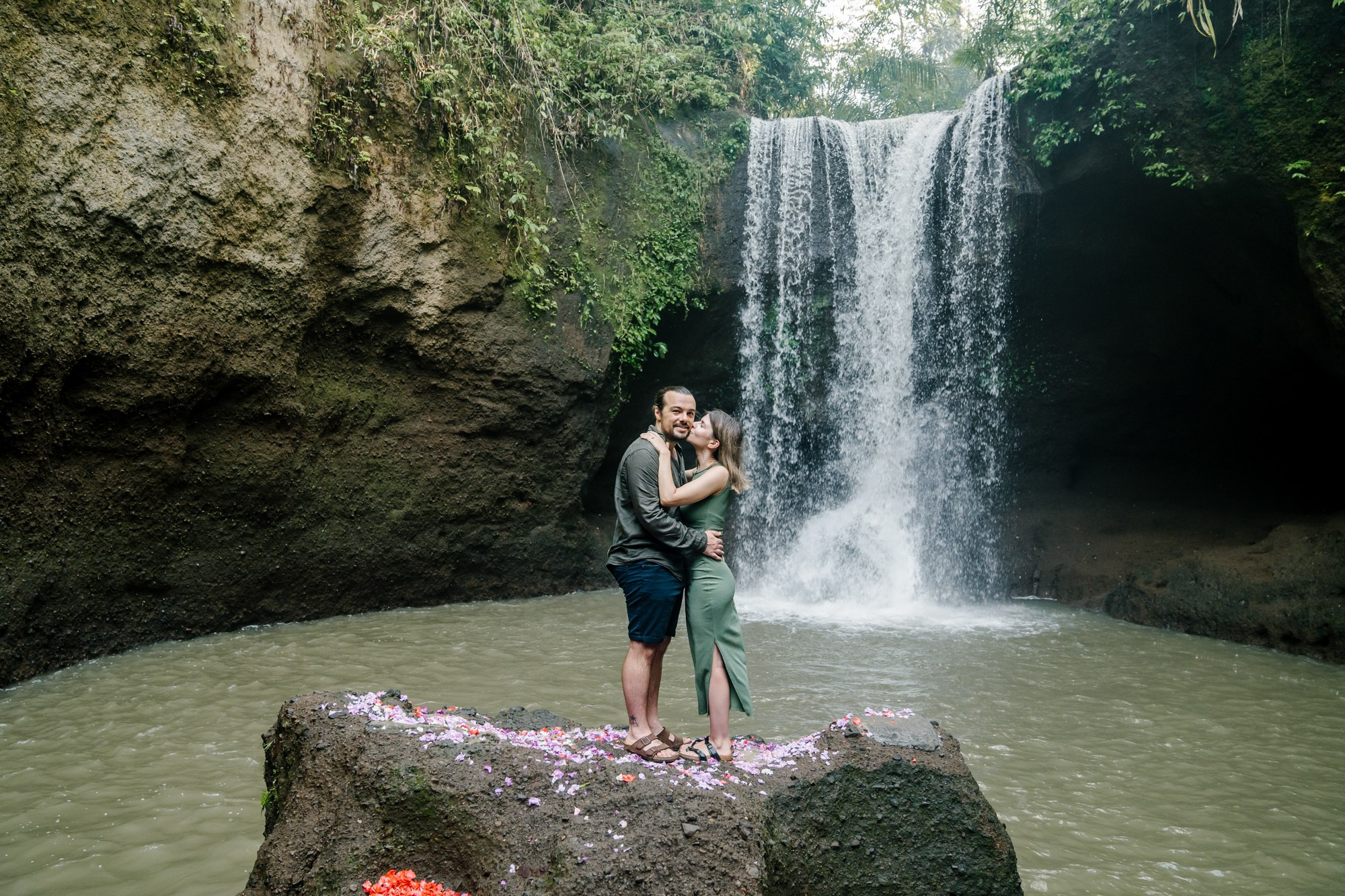 Marriage Proposal in Bali. Female Photographer in Bali