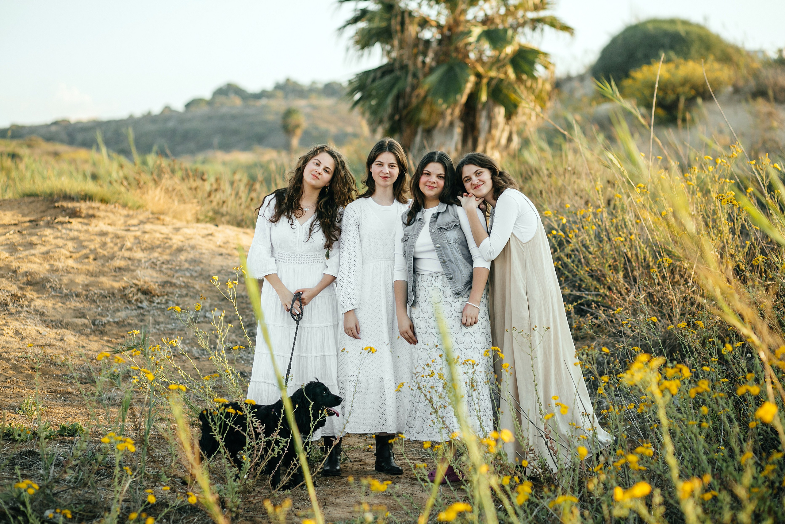 3 sisters Netanya. Family photographer in Israel