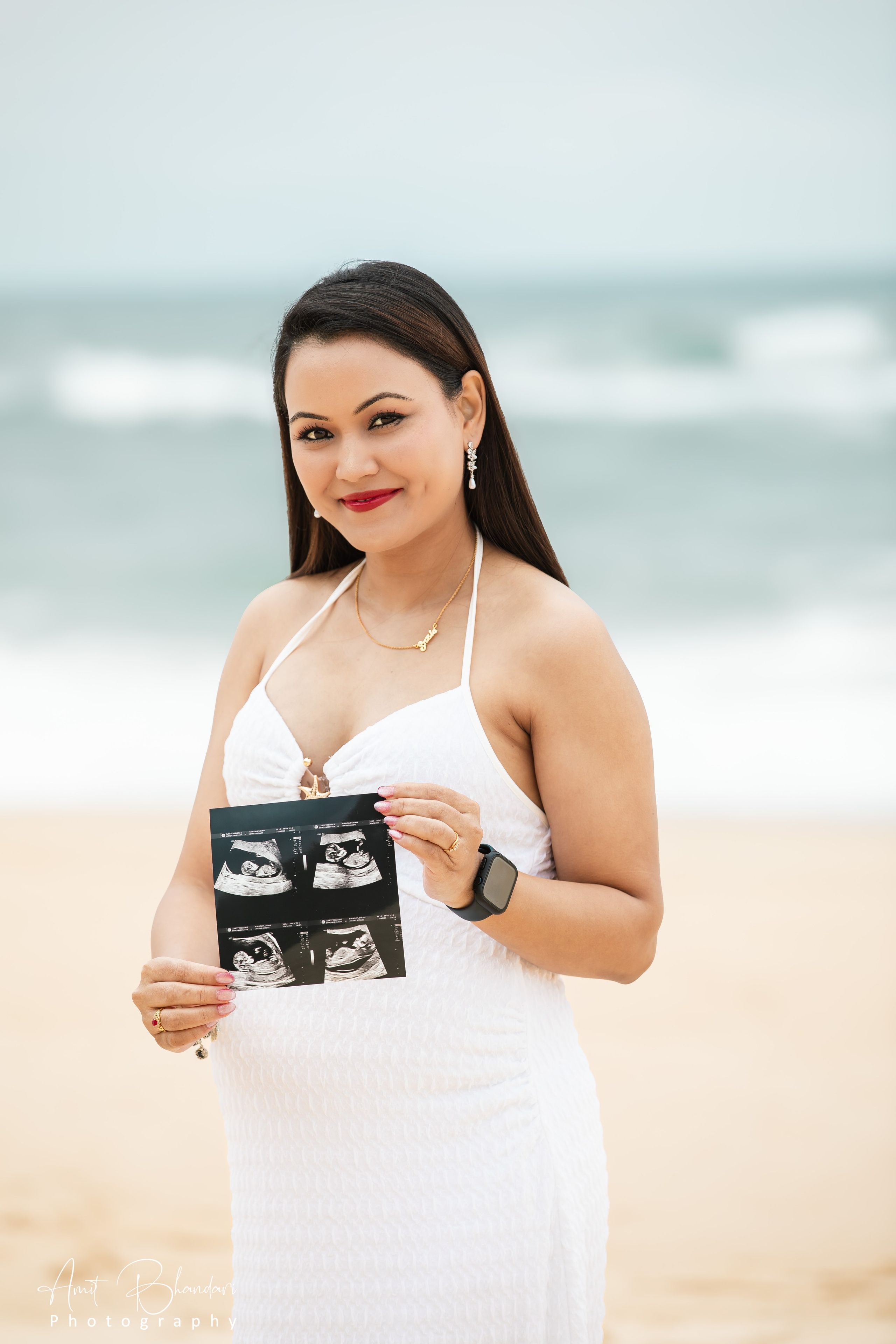 Outdoor Maternity Photoshoot. Freelance Photographer in Newcastle & Central Coast