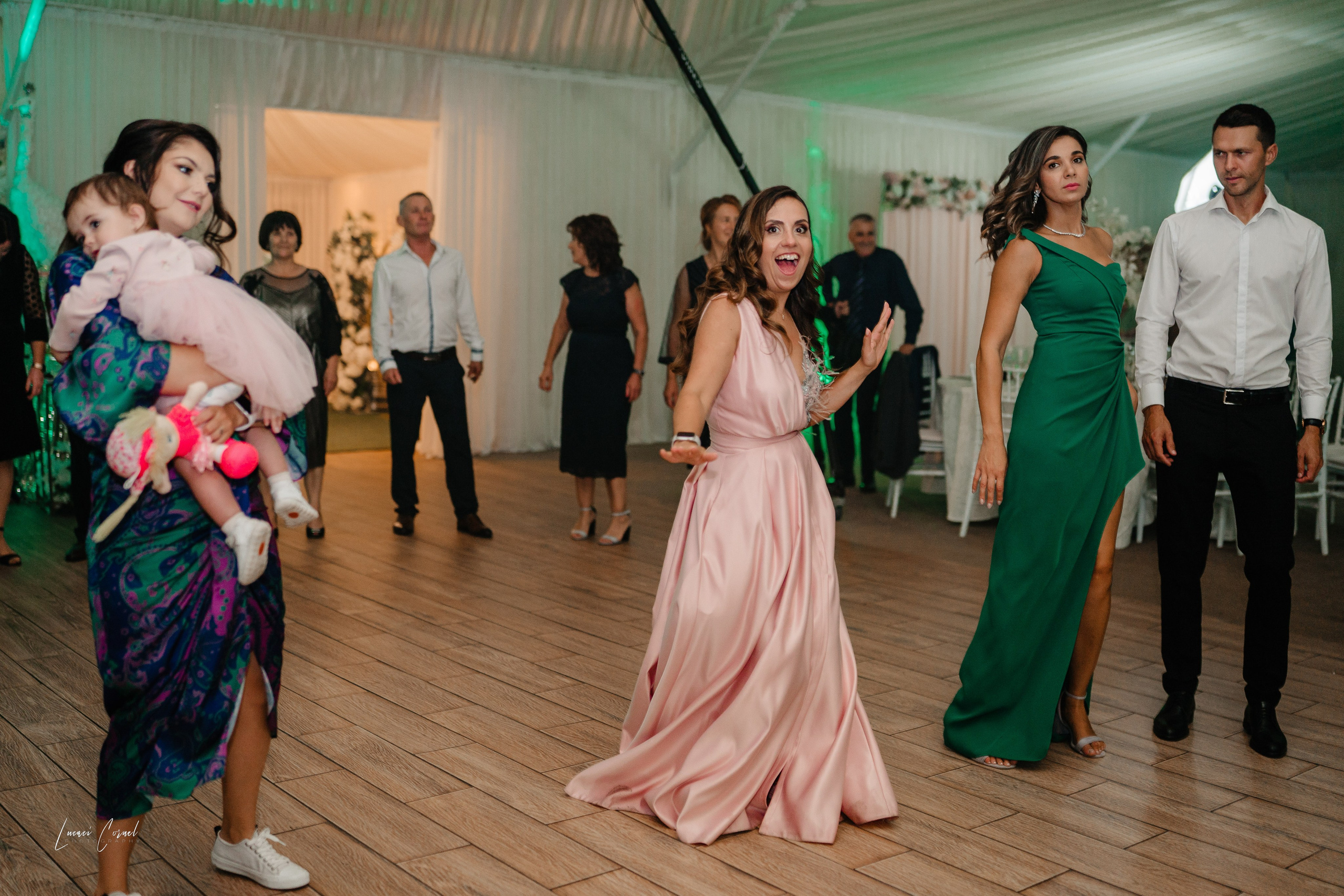 Roxana & Andrei – Nuntă de vis. Fotograf de nuntă, corporate, botezuri, majorate și aniversări Roman, Lucaci Cornel