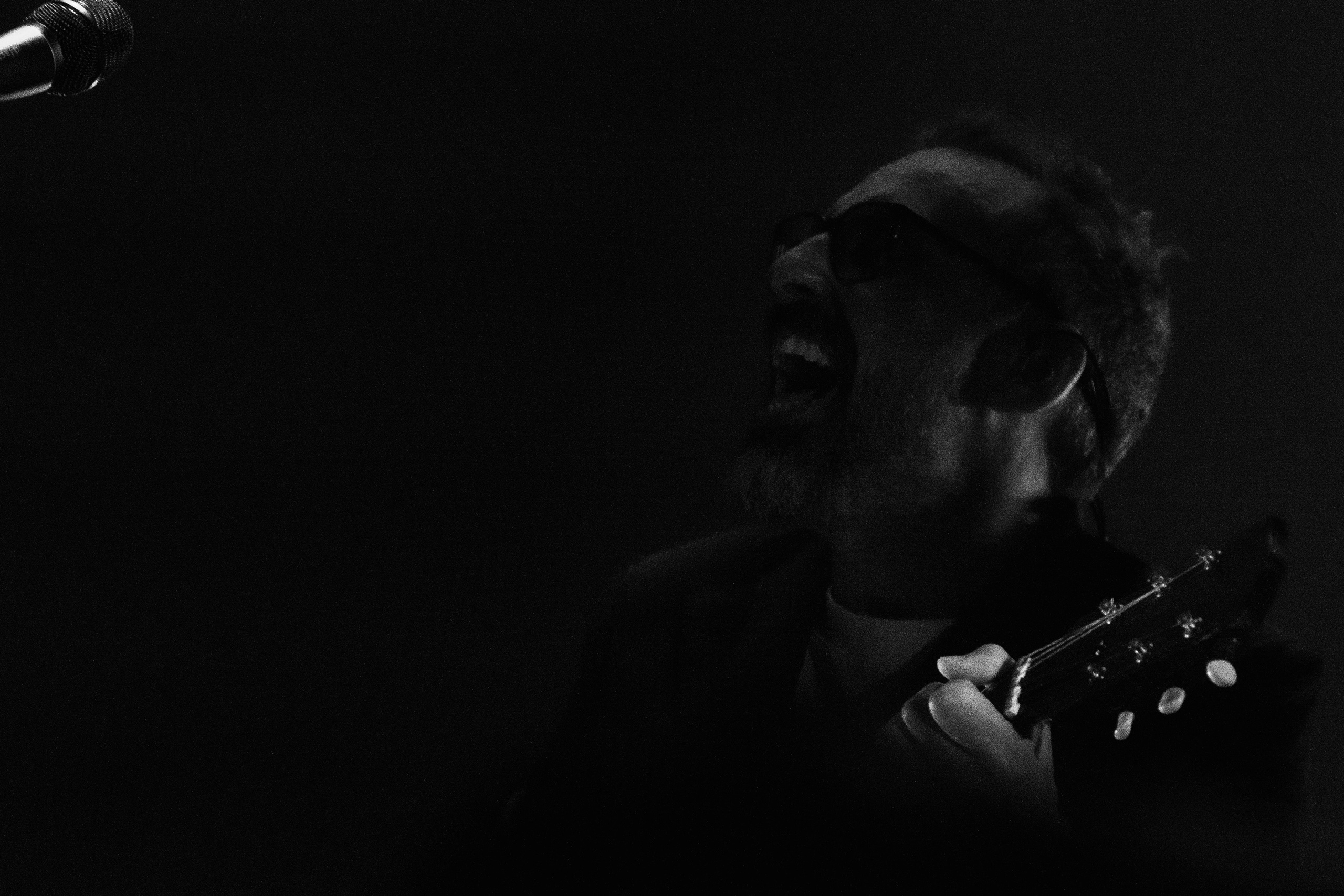 BRUNORI SAS // UNIPOL ARENA BOLOGNA. Francesco Mion // Sport & Live Music Photographer