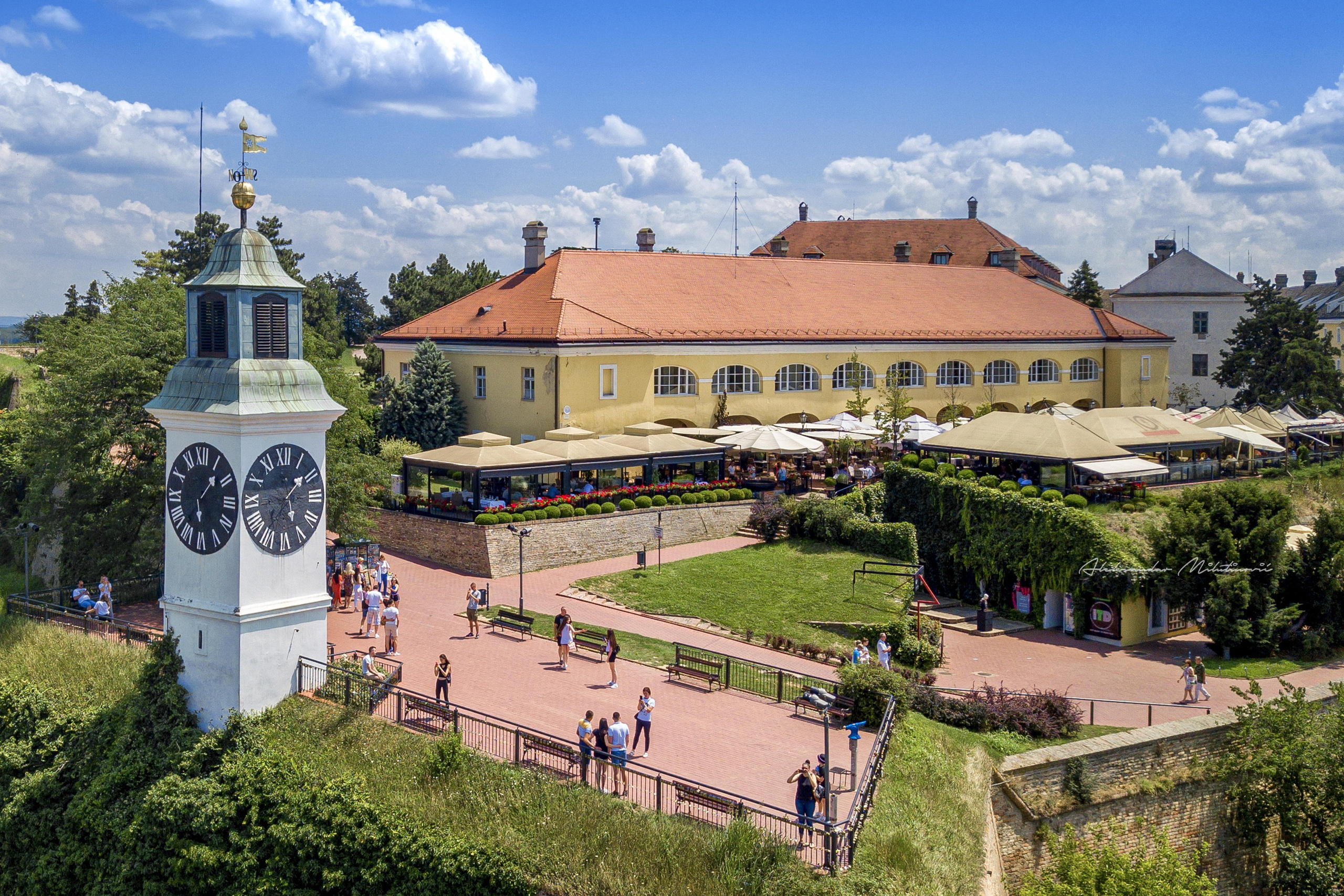 Novi Sad, tri prazna mesta pa svi ostali gradovi.❤️. Aleksandar Milutinović fotograf iz Srbije, Novog Sada