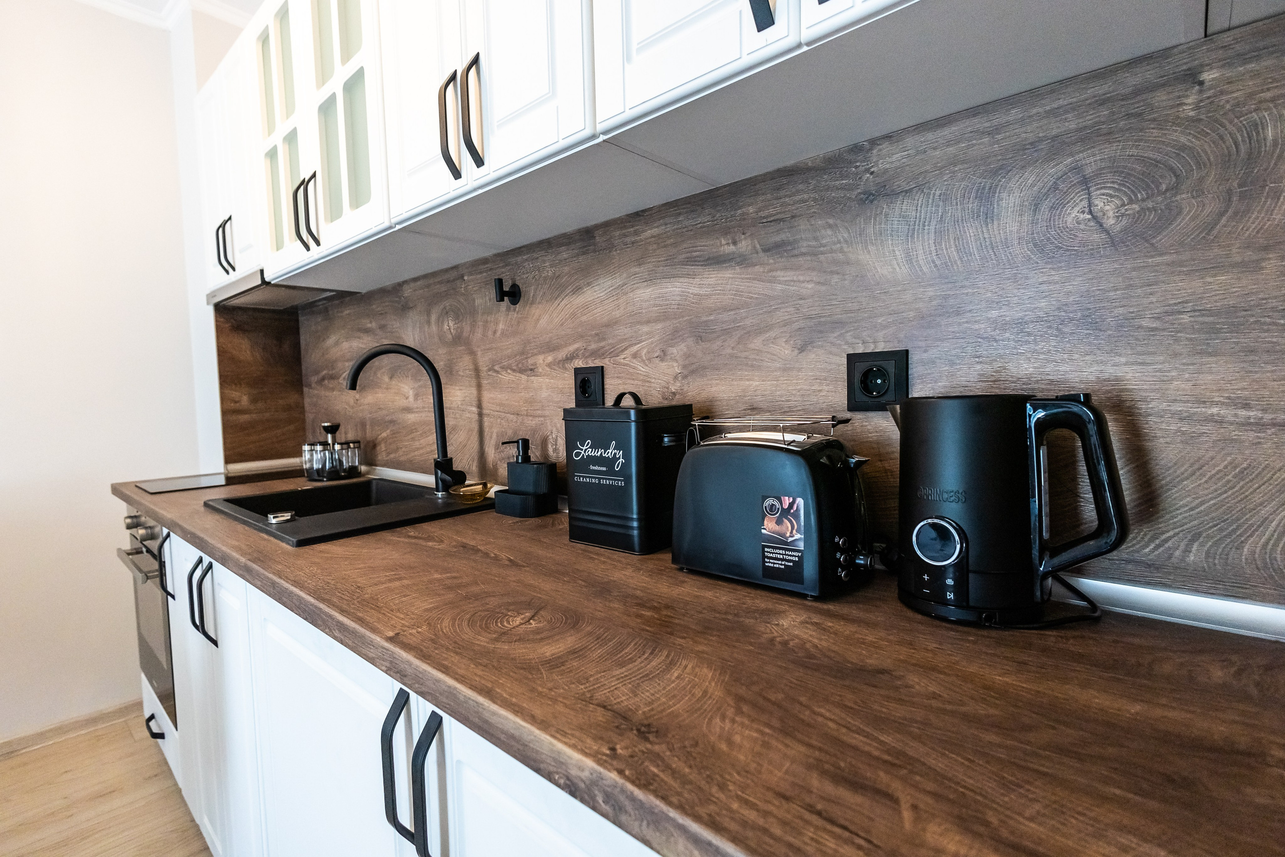 Хотел. Фотограф Ирина Йотова