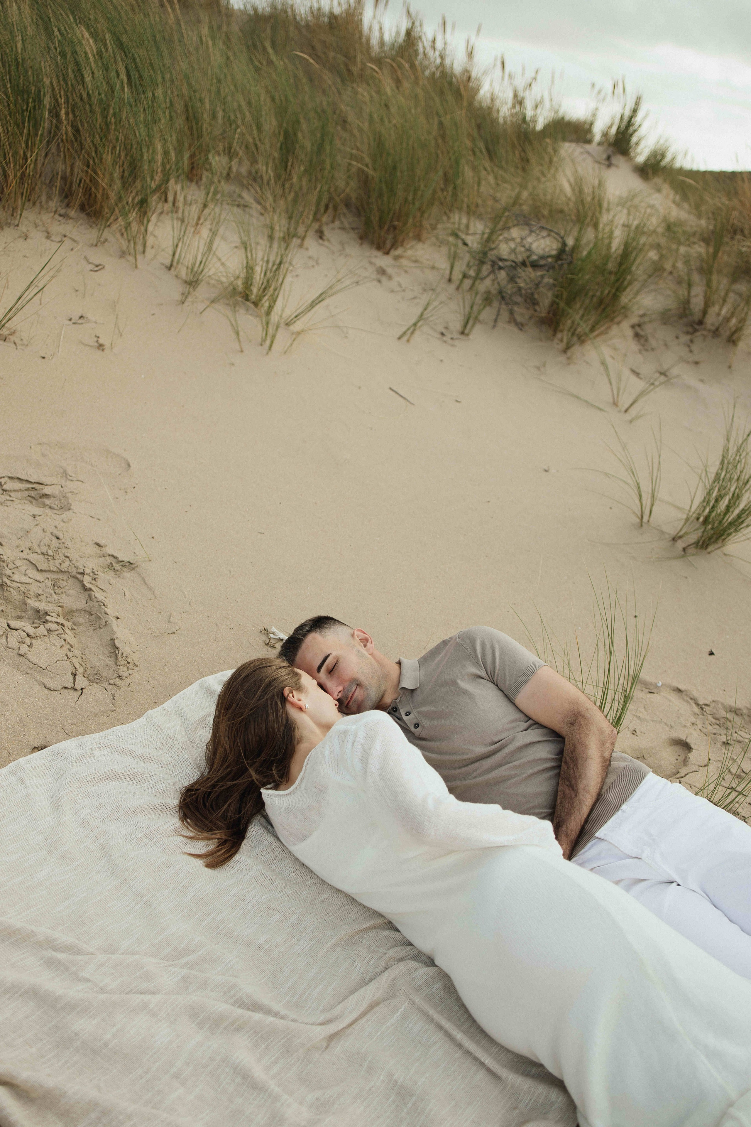 By the ocean. Newborn, Maternity & Family Photographer in Charlotte, North Carolina | Arhipova Julia
