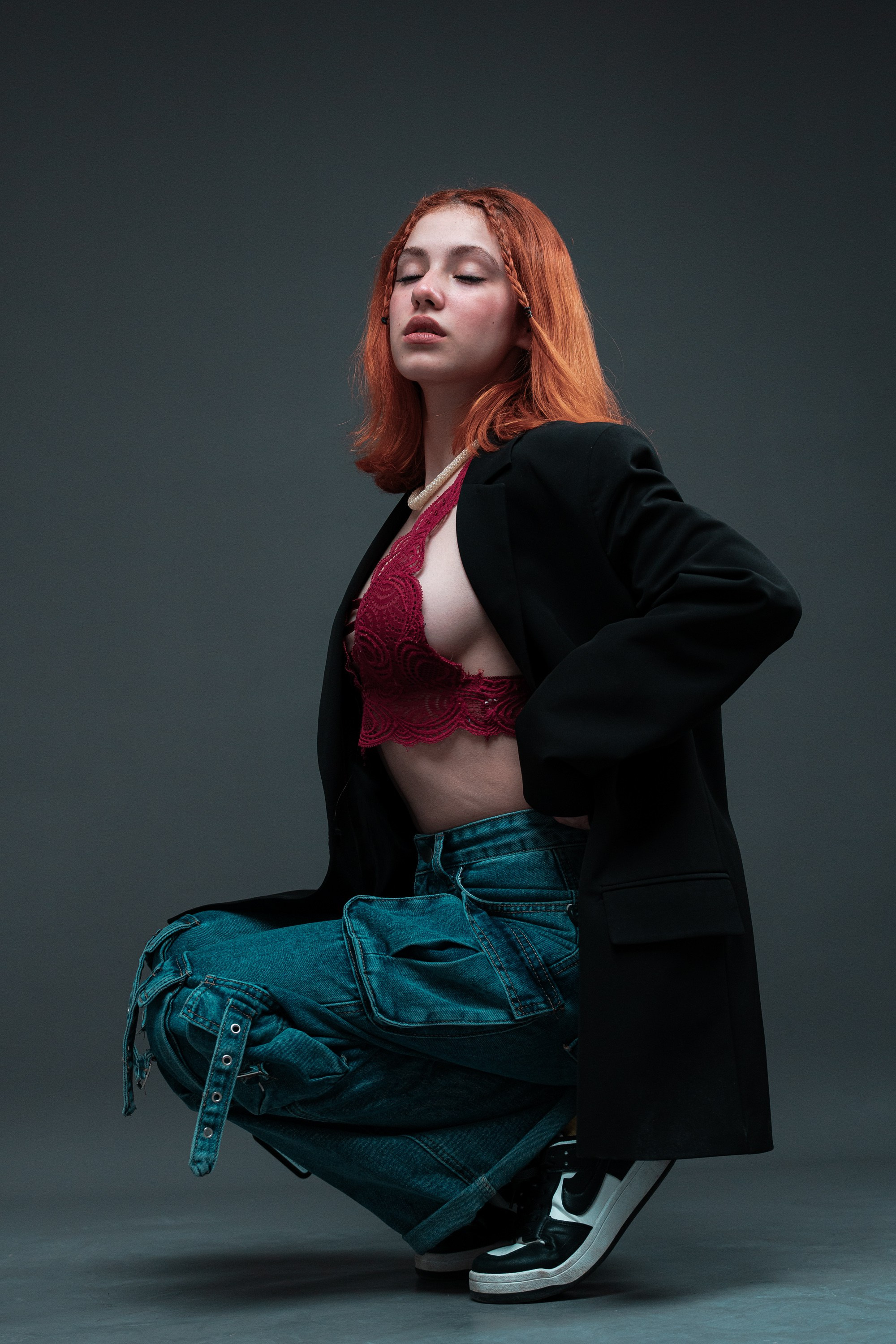 Moda Fotoqrafiyası Xidməti | Bakıda Brend və Lookbook Çəkilişləri. Məhsul Fotoqrafı Bakıda