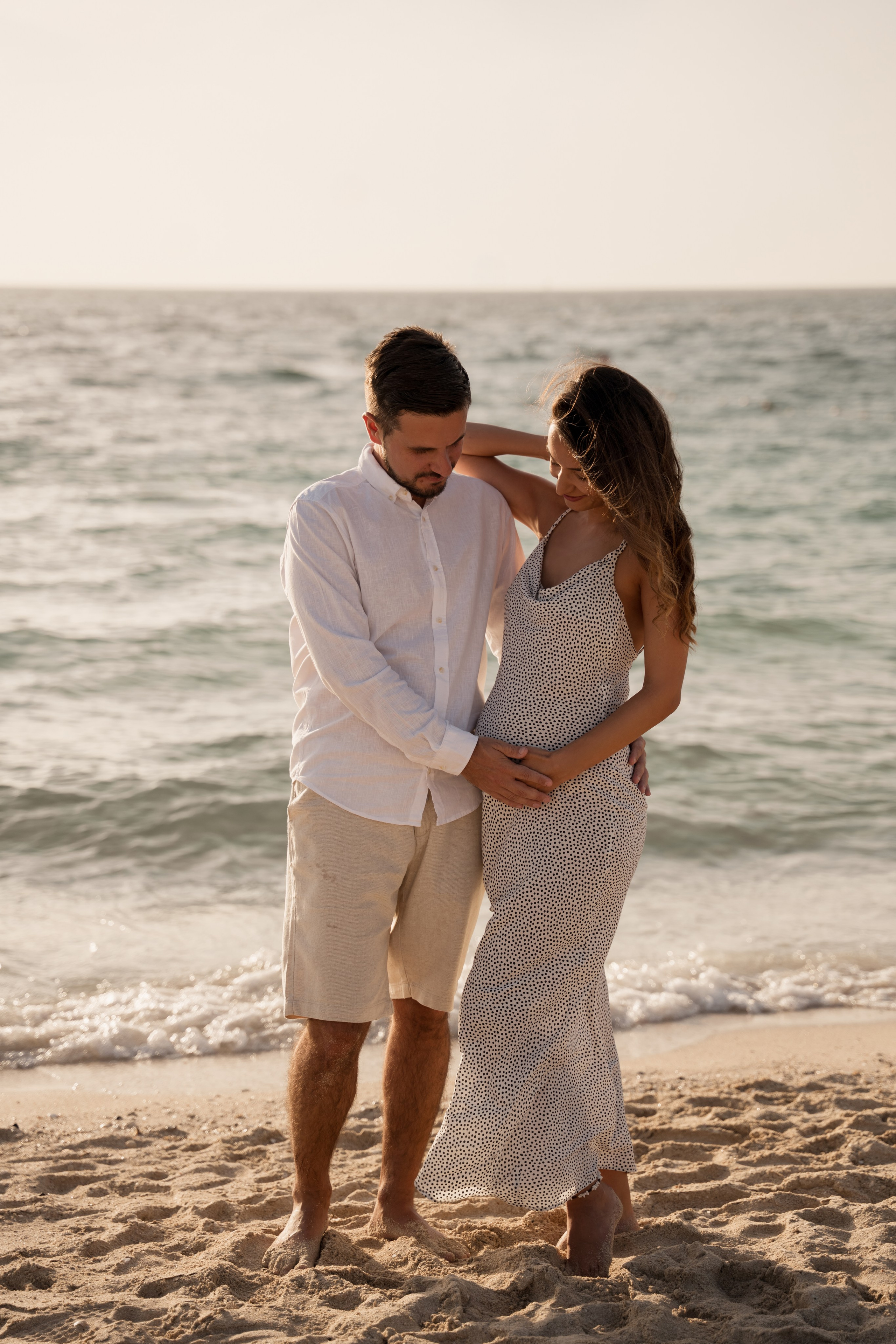 Golden Hour Glow. Angela Iakovleva — Family Photographer in Dubai