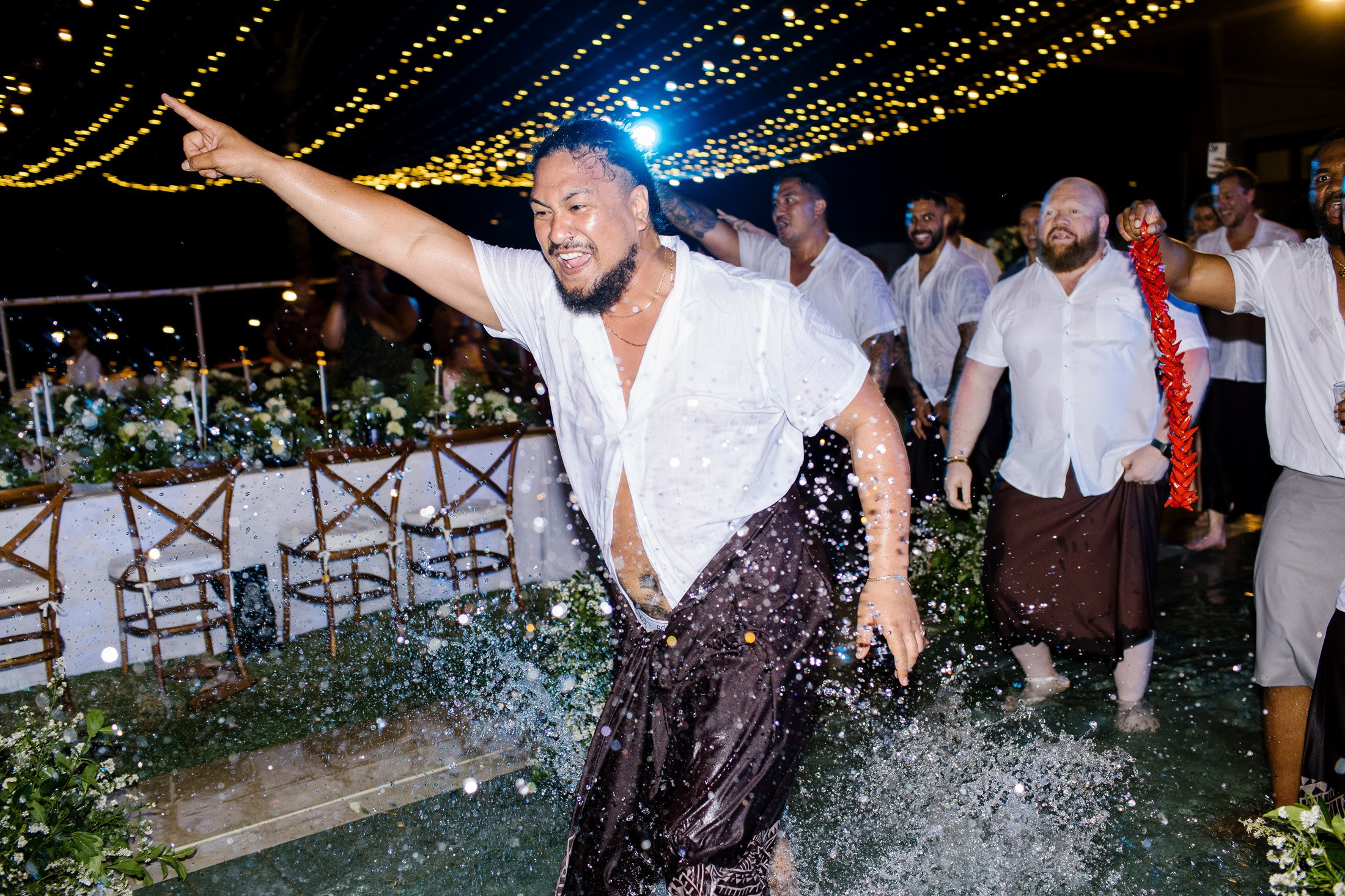 Big funny wedding with guests in paradise Bali island. Get.it.feel — Aesthetic Photography and Videography