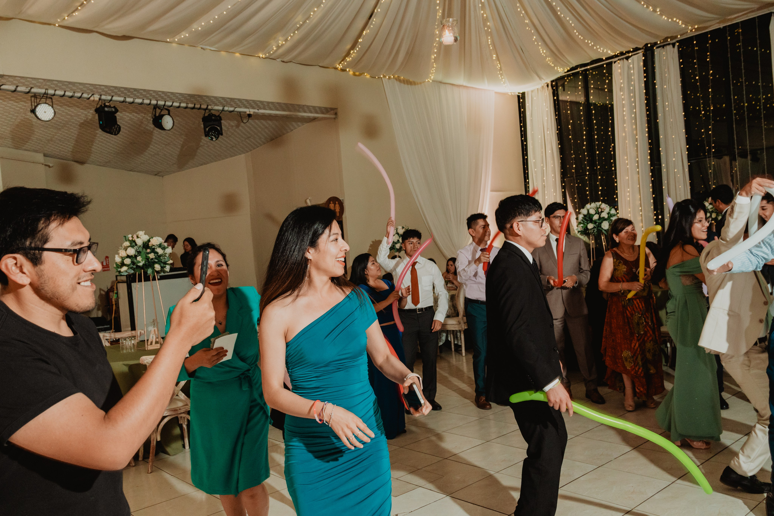 FERNANDO + MARIBEL | BODA RELIGIOSA. Studio KVTA | Fotografía y Video de Bodas en Arequipa
