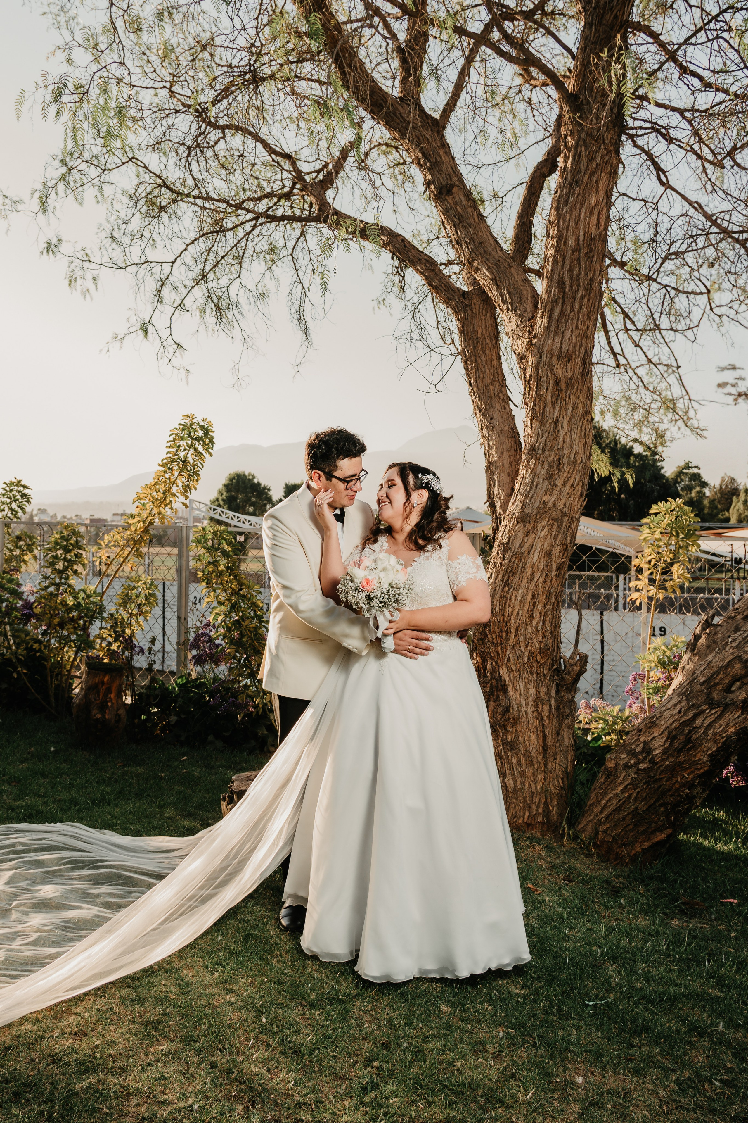 VANIA + LUIS BODA CIVIL. Studio KVTA | Fotografía y Video de Bodas en Arequipa