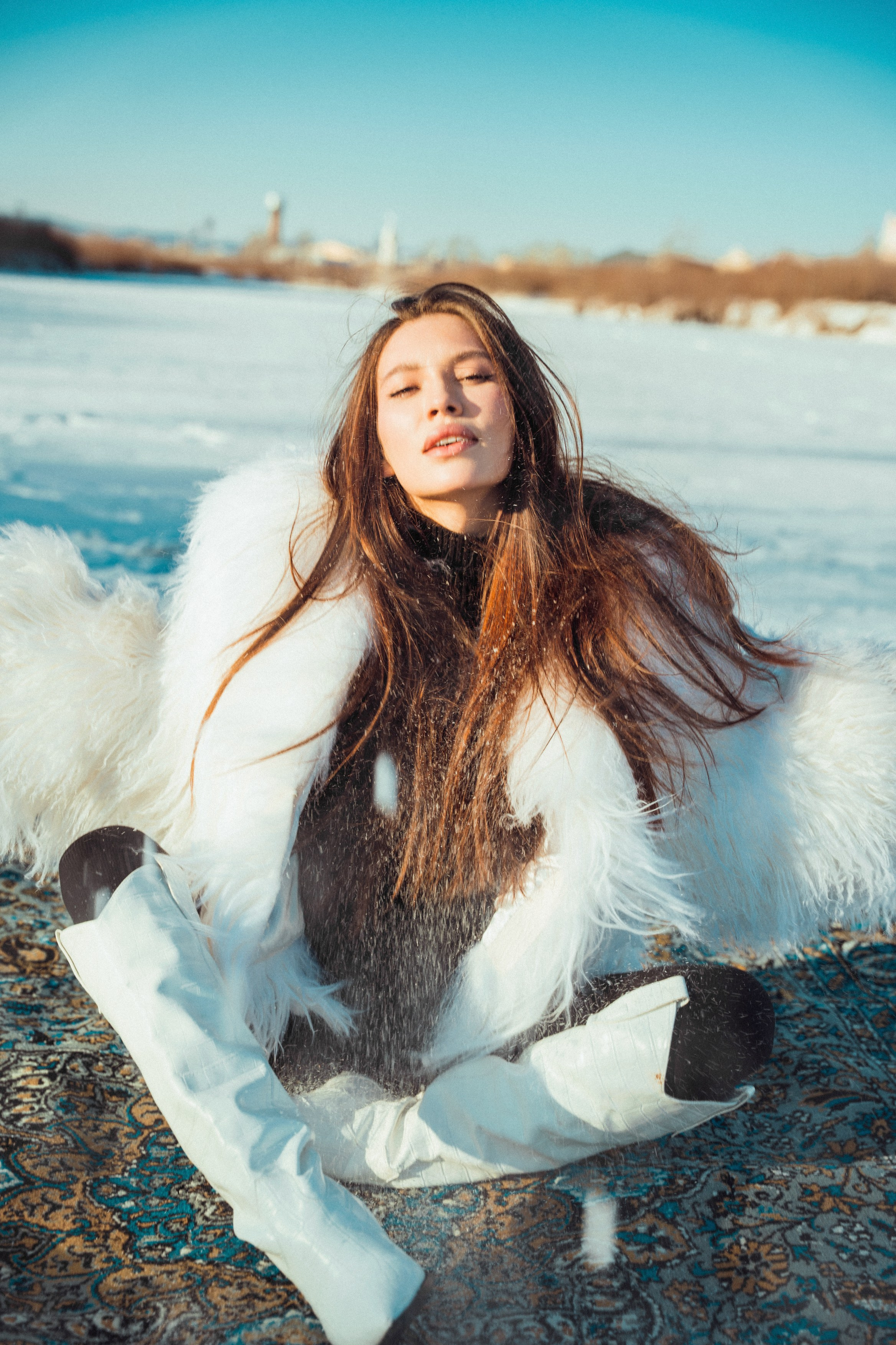 ZOYA somewhere in SIBERIA. Фотограф В Гуанчжоу и Шэньчжэнь Андрей Лопатин
