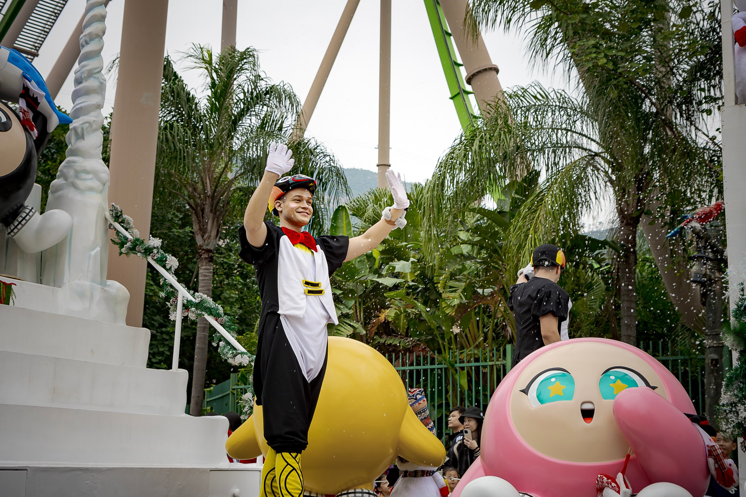 Дневной парад новогодняя версия