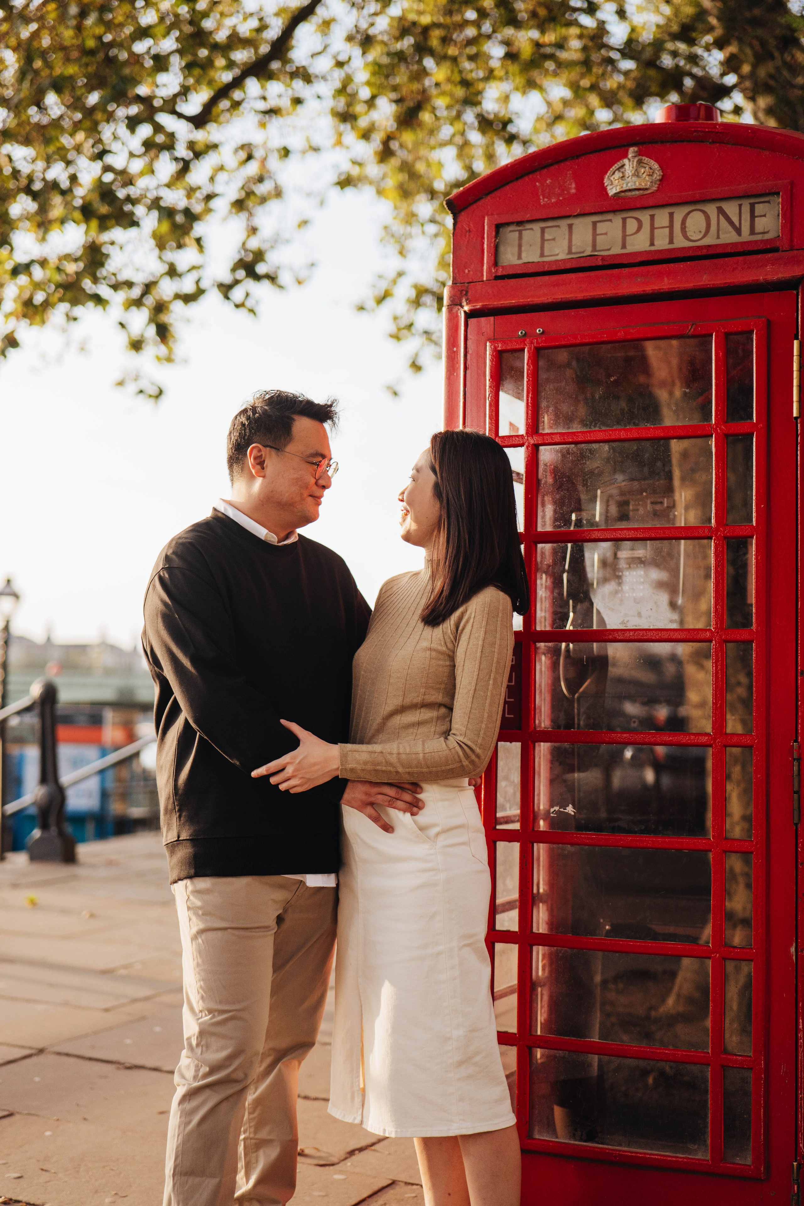 Early morning in central London. Wedding and family photographer in London
