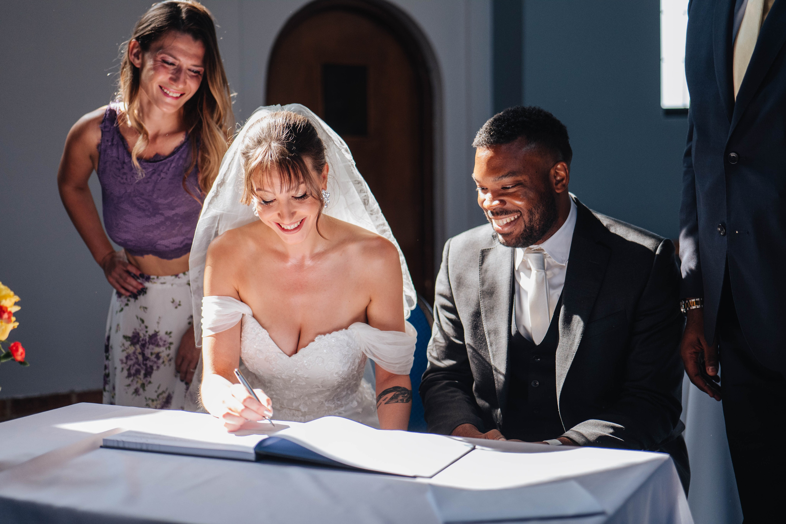 Wedding photosession in east London. Wedding and family photographer in London