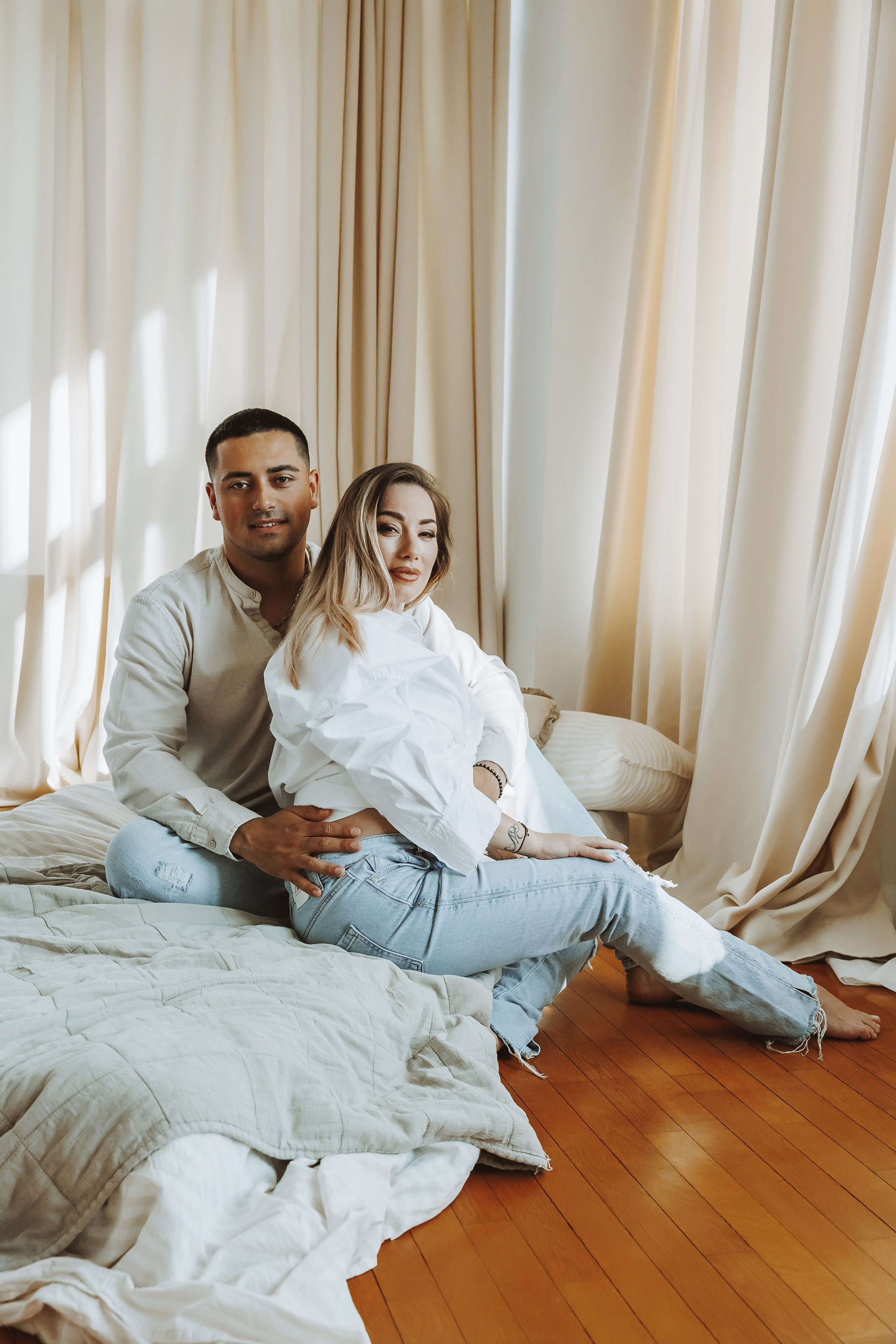 Бремена фотосесия в студио. Фотограф Ирина Йотова