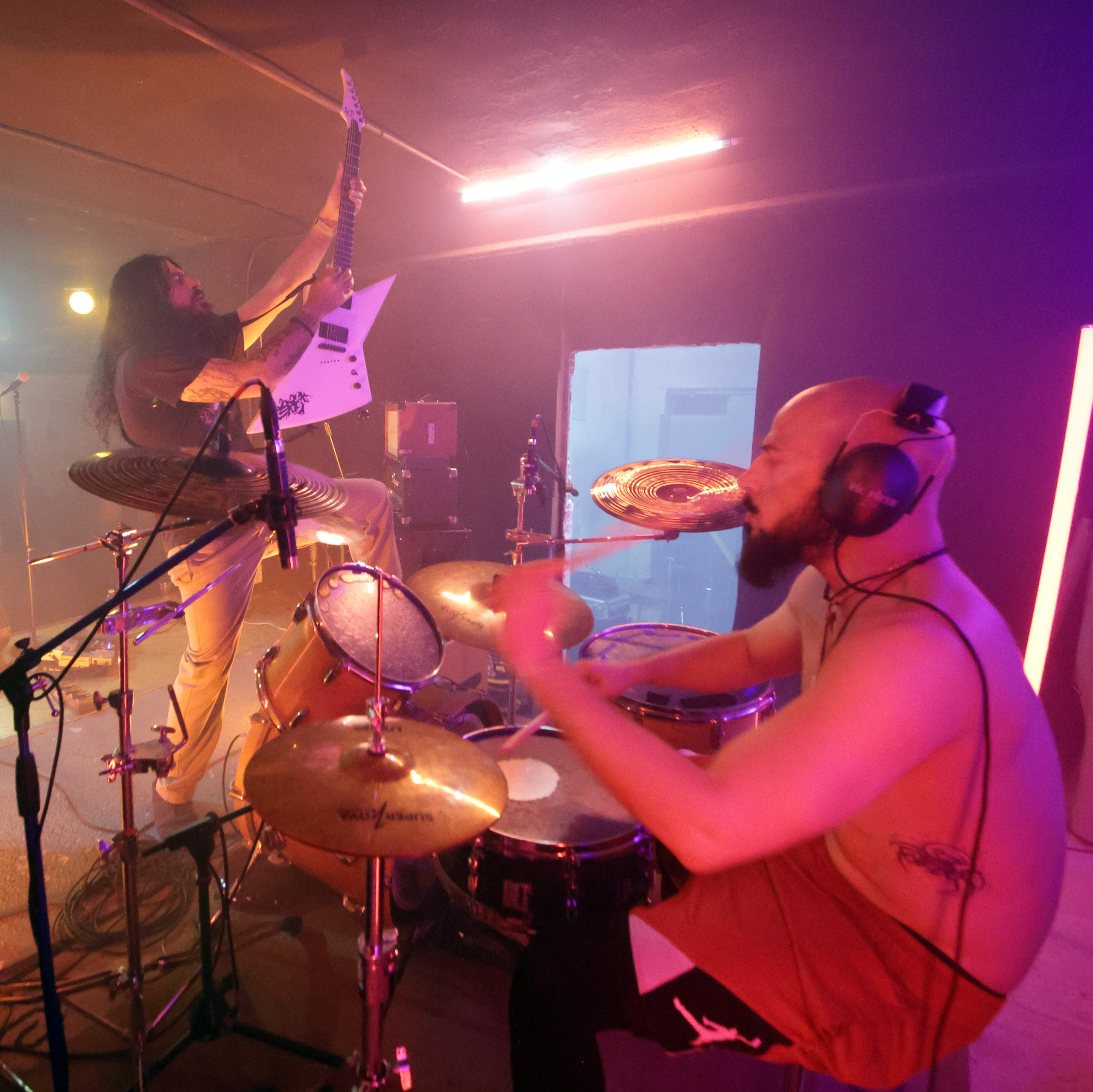 Kerry Kaverga. Associaciò cultural La Granja Alcoy España