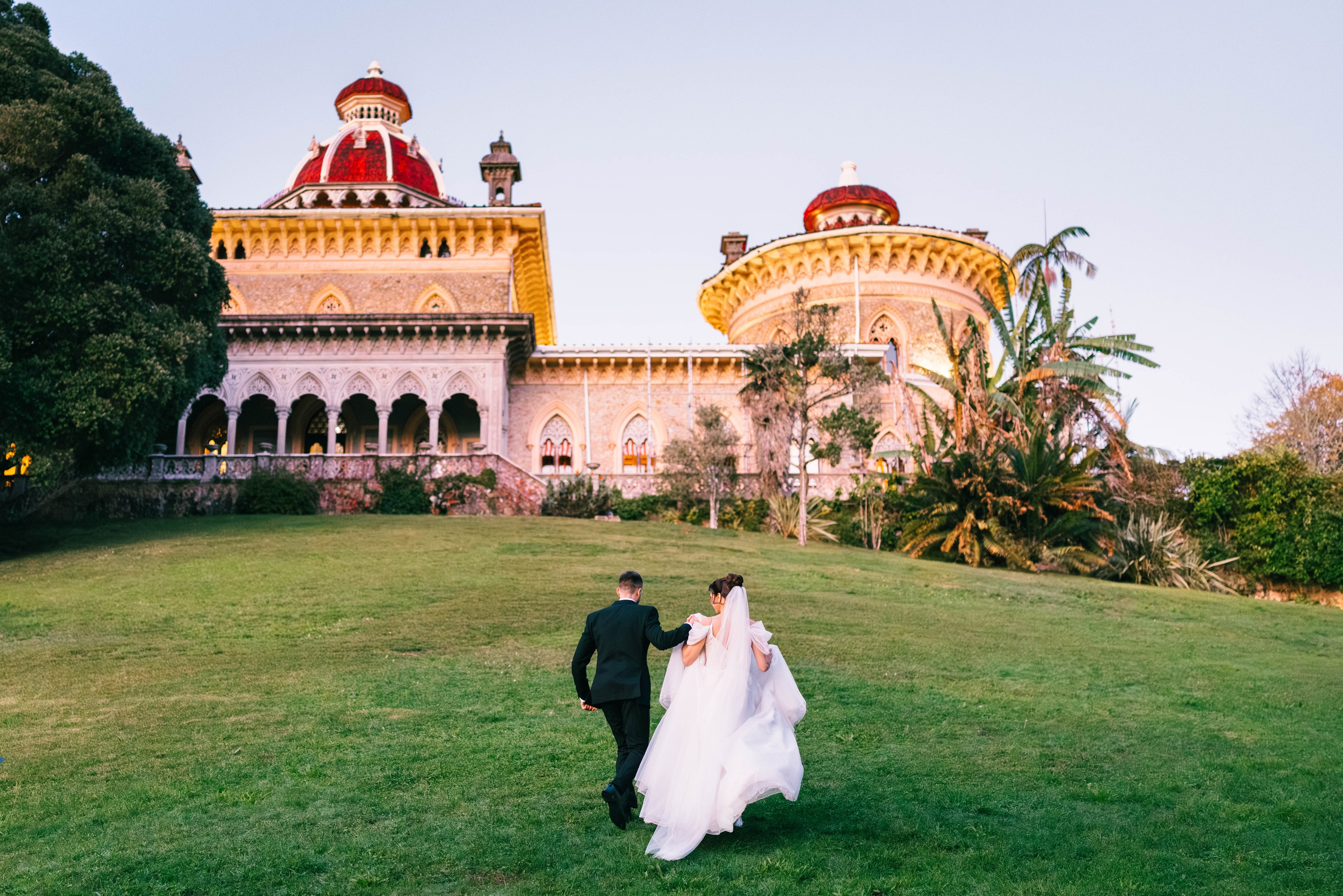 Wedding Photographer & Filmmaker in Portugal | Destination Weddings Europe | Ricardo & Mary Pictures