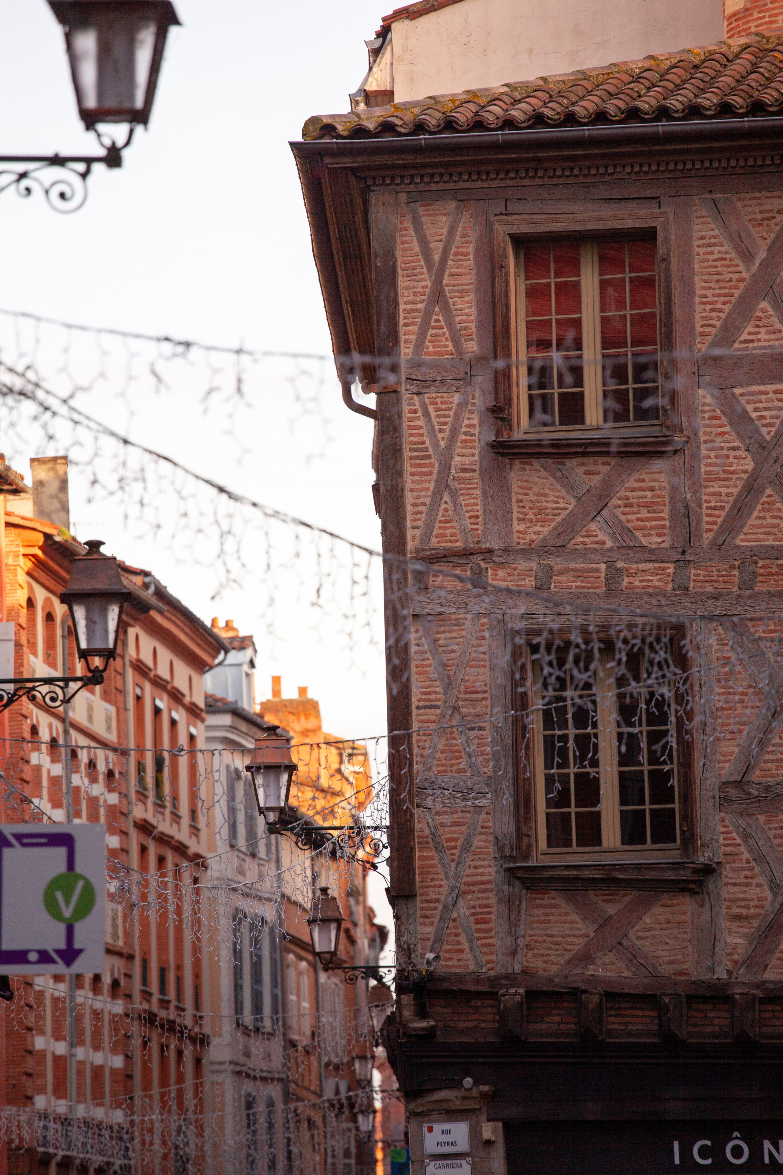 Toulouse. Eugenie Smirnova — wedding, corporate and lifestyle photographer in Toulouse and Southwest France