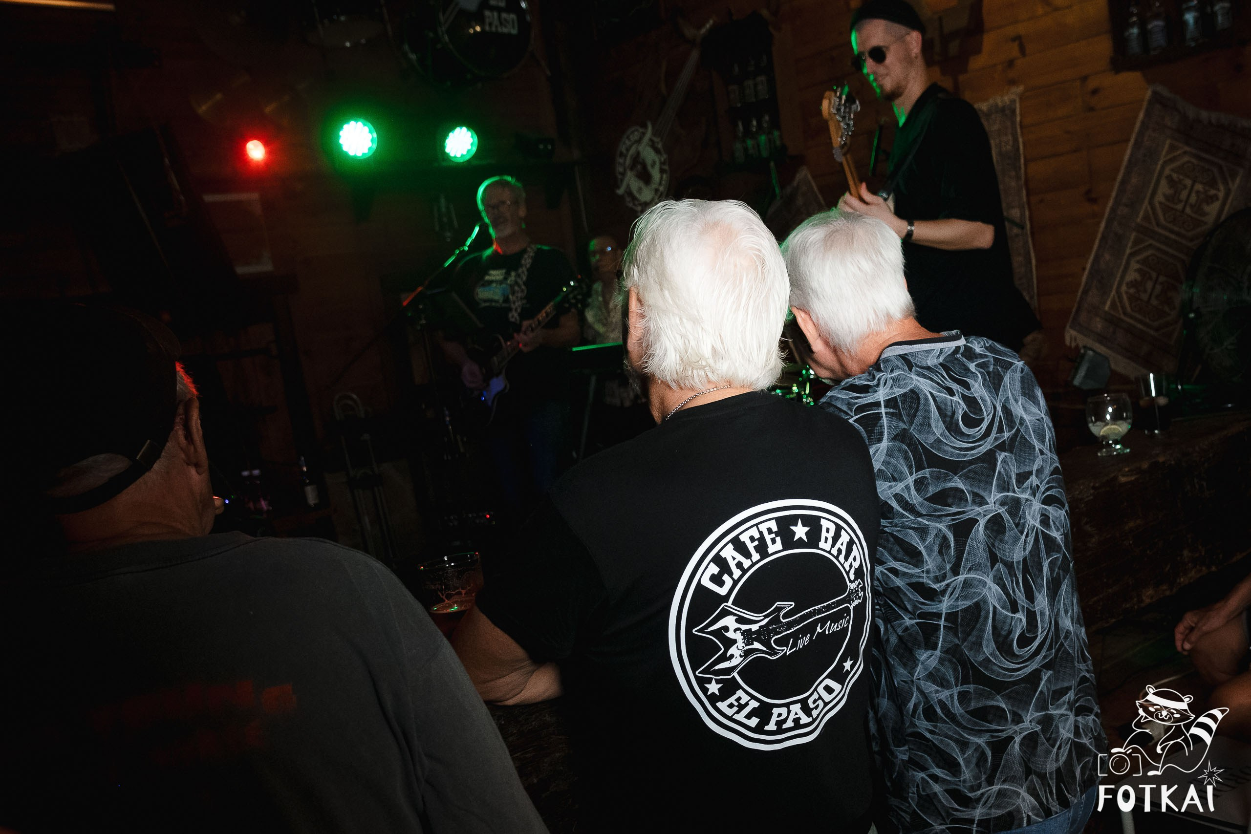 MonTorre Band en El Paso Rock Bar Torrevieja: Reportaje fotográfico 27.09.25 | FOTKAI