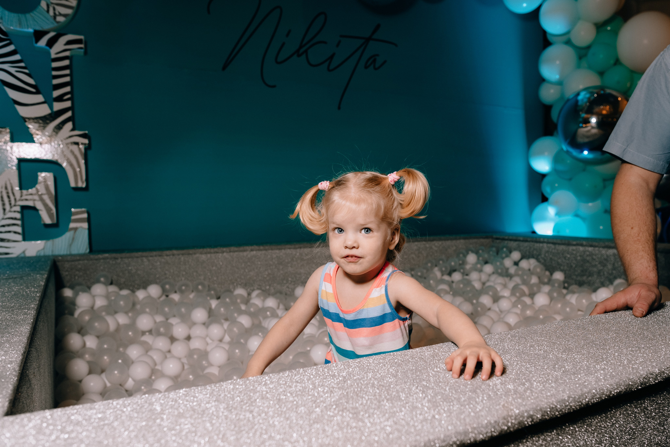 Birthday party. Destination Wedding photographer Italy, France, Germany, Spain, Poland Oleg Zaicev