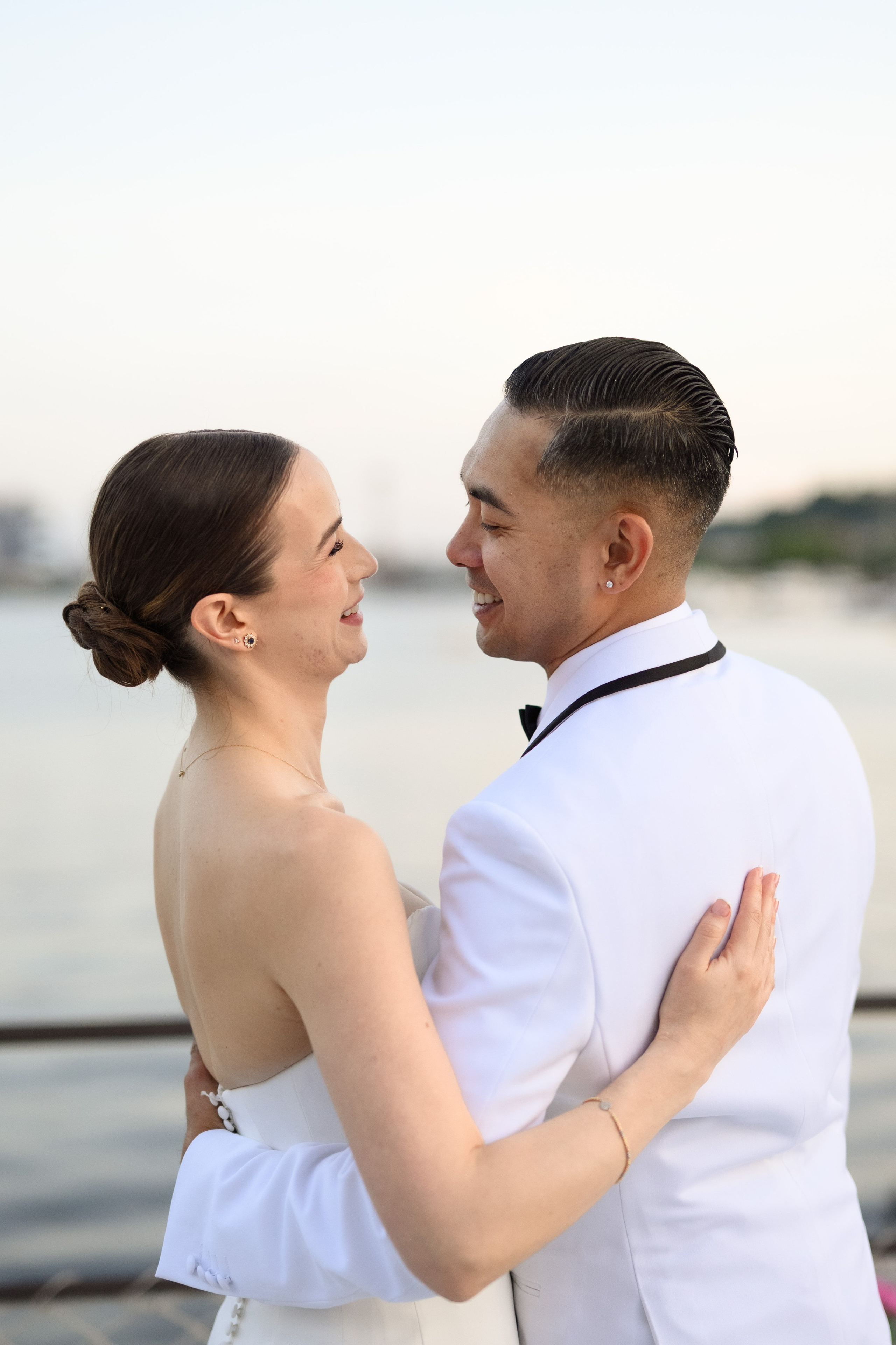 Kevin & Katie. Wedding & portrait photography in the Seattle Area. Helen Michelle photographer