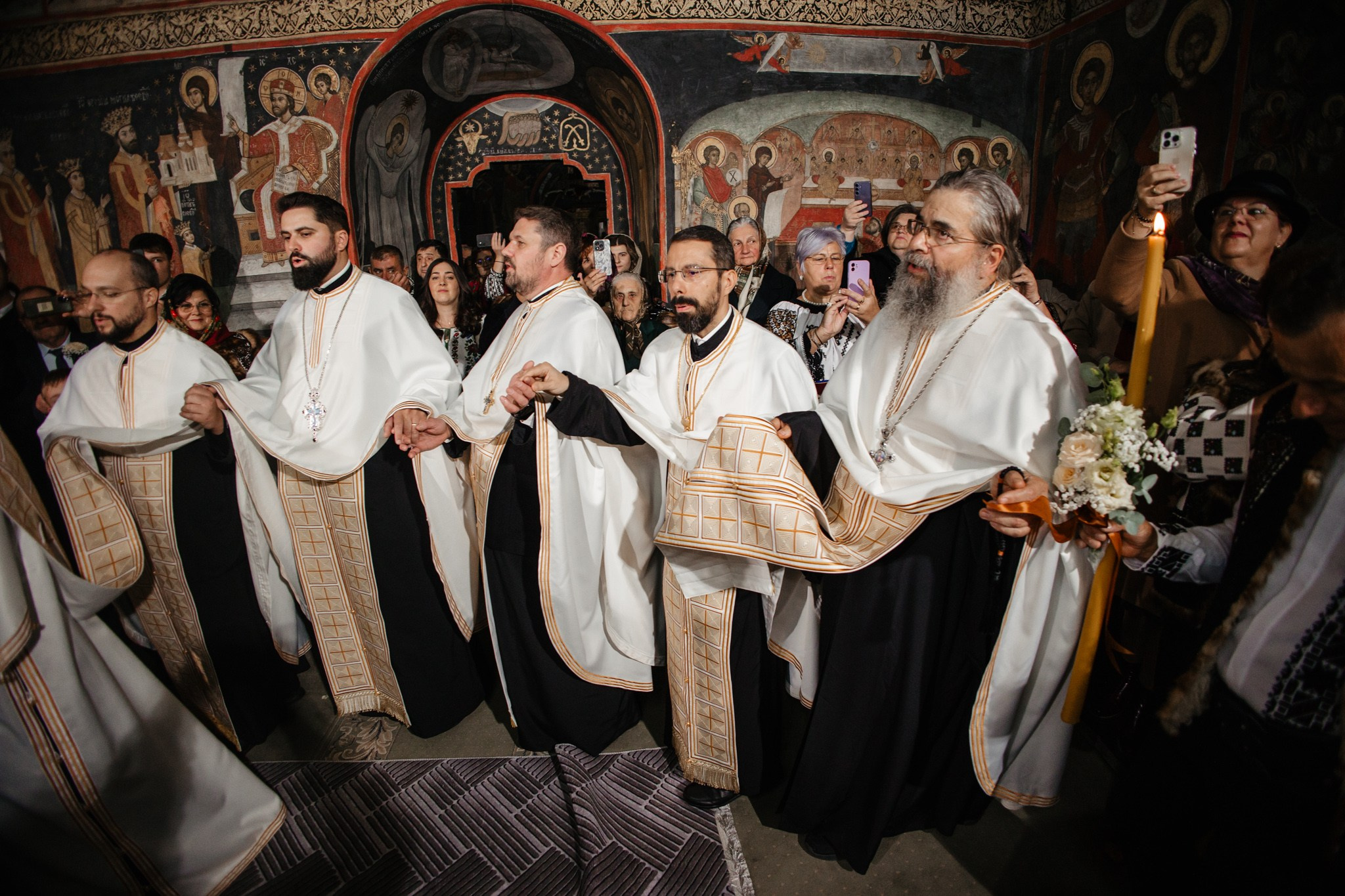 Nunta de Poveste la Sucevița: Cristi și Andreea. Servicii foto-video profesionale, pentru momente de neuitat