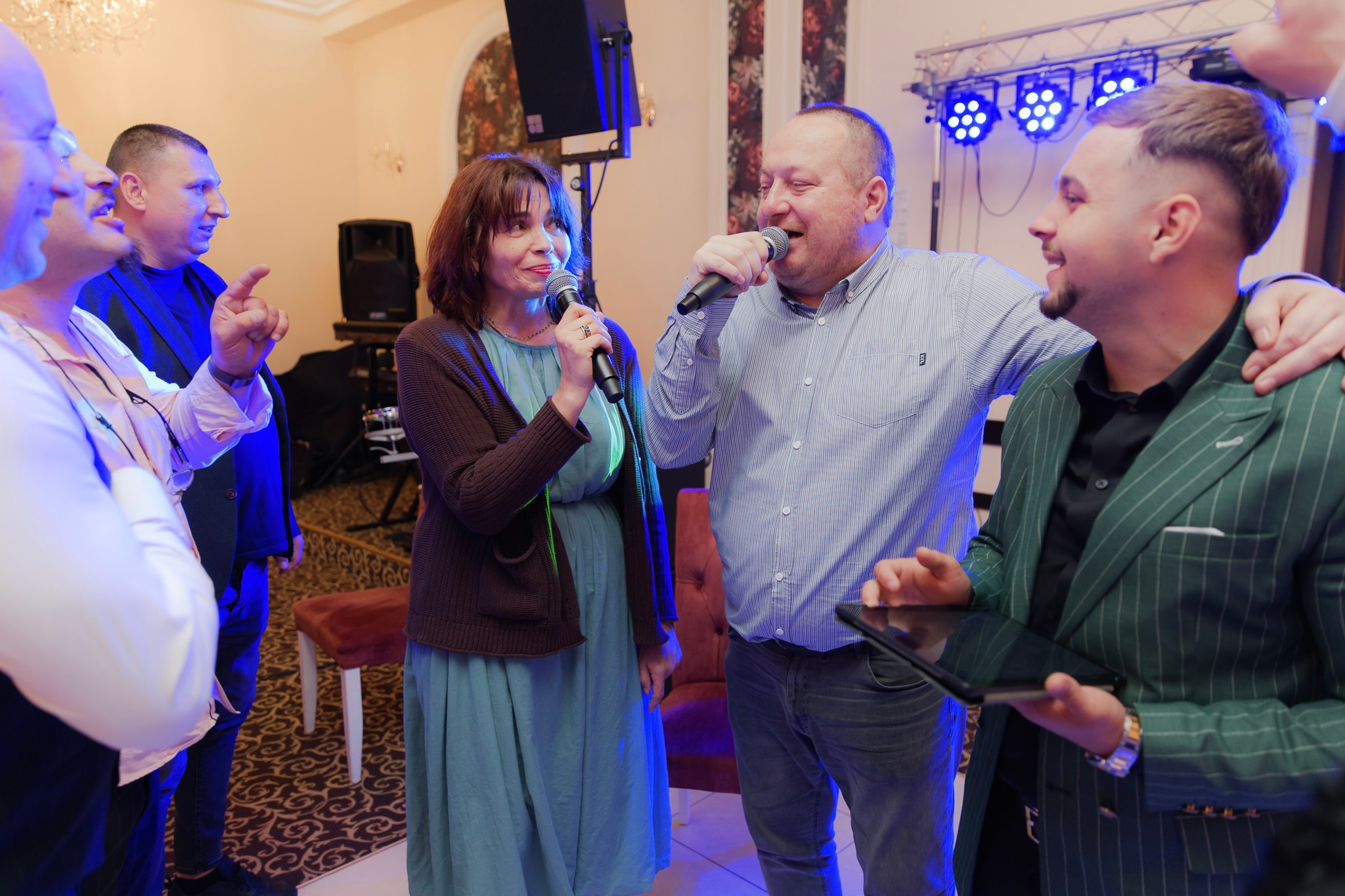 Mihai & Oana. Servicii foto-video profesionale, pentru momente de neuitat