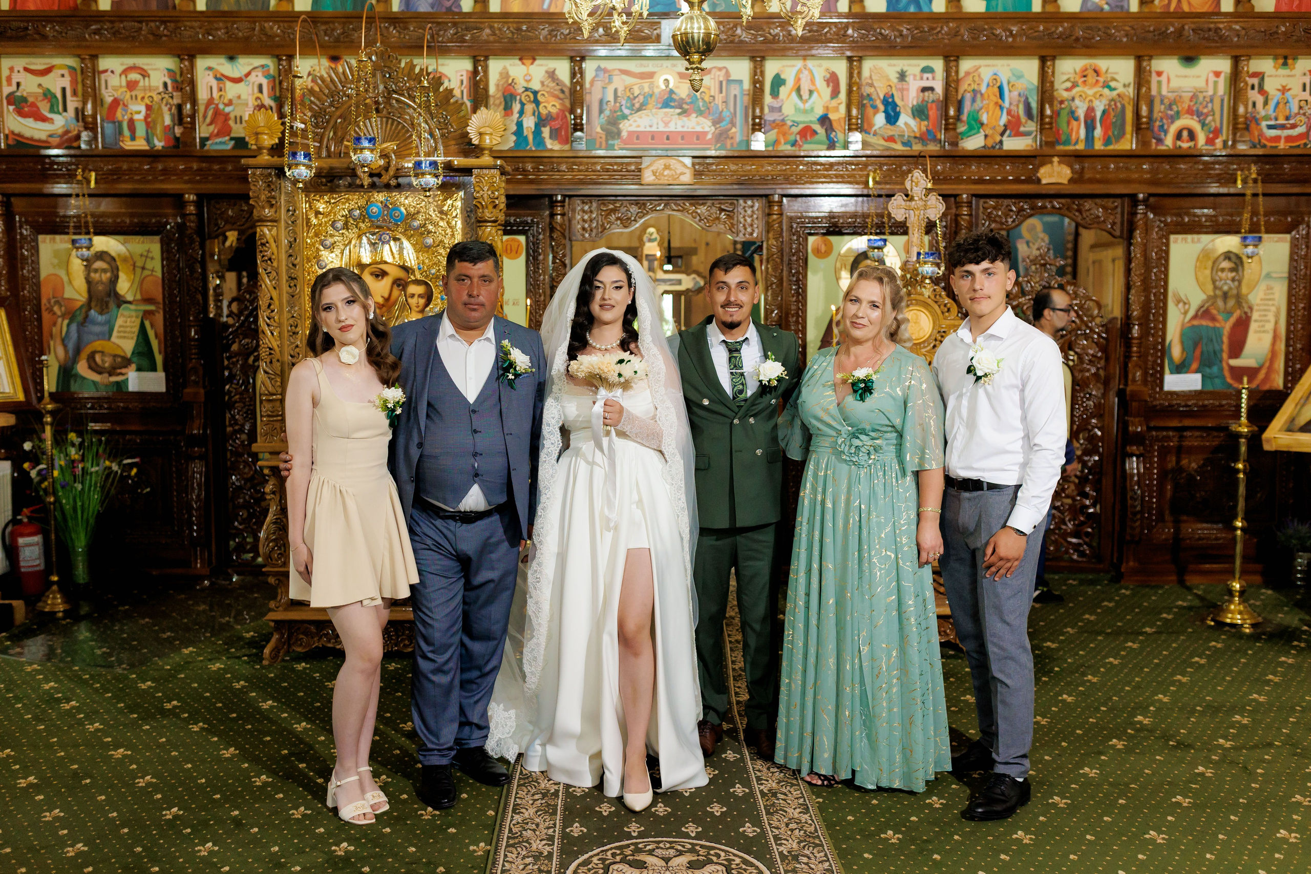 Nunta Nicoleta & Răzvan | Fotografie & Videografie Profesională. Servicii foto-video profesionale, pentru momente de neuitat