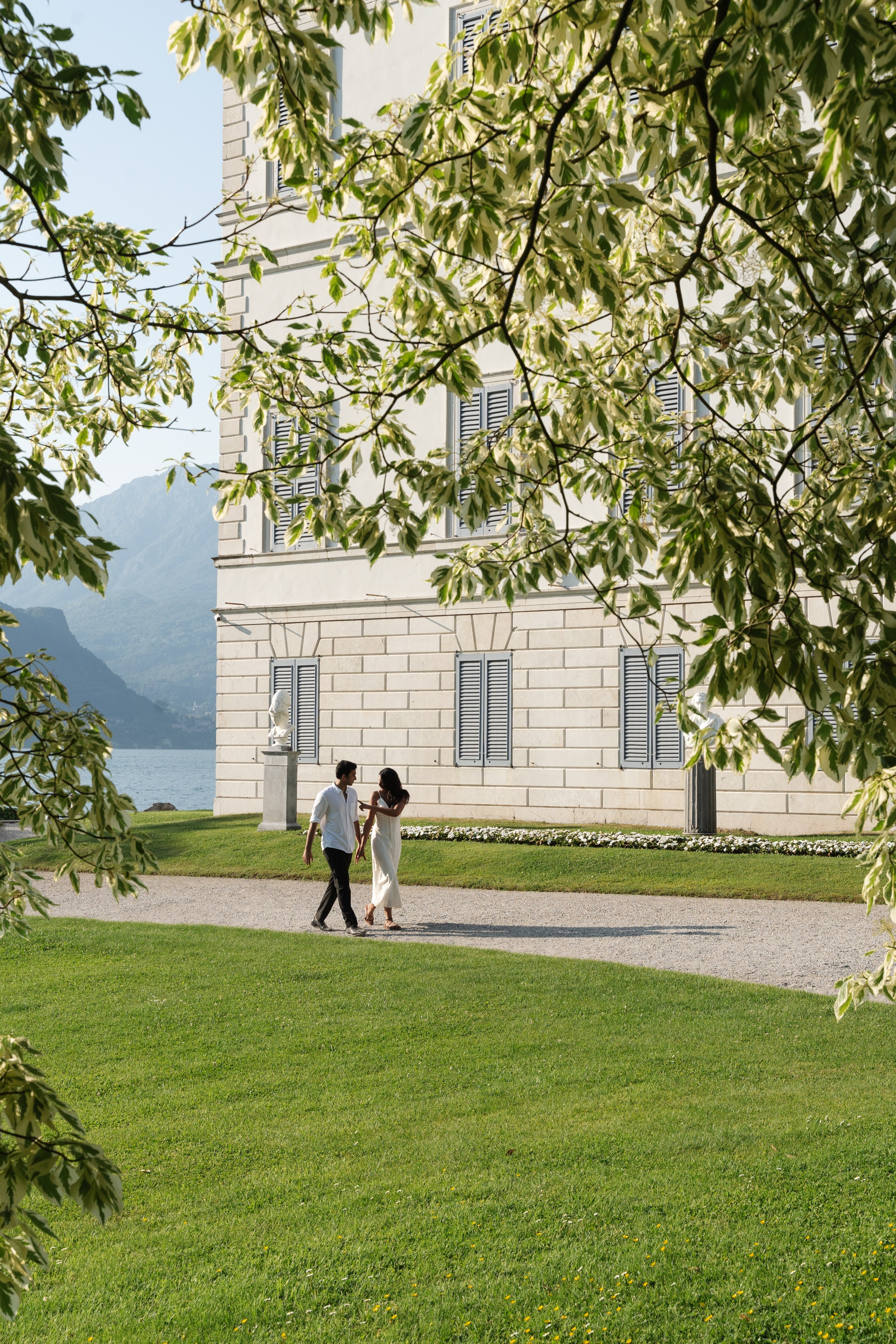 Secret Proposal at Villa Melzi, Lake Como. Lake Como Proposal Photographer | Surprise Proposals & Engagements
