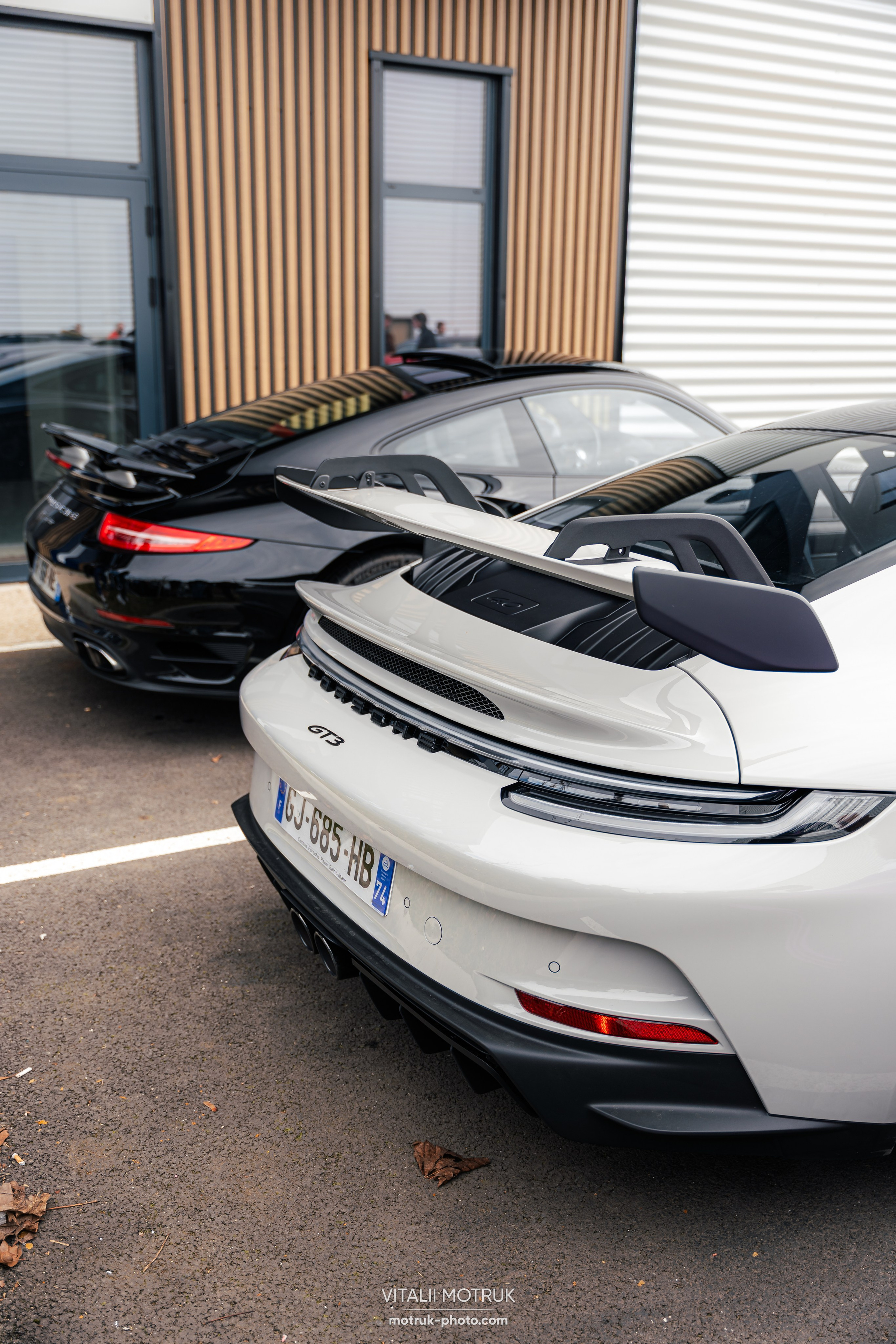 Cars and Coffee 9 mars — BEMA. Photographe de voitures à Paris — Vitalii Motruk