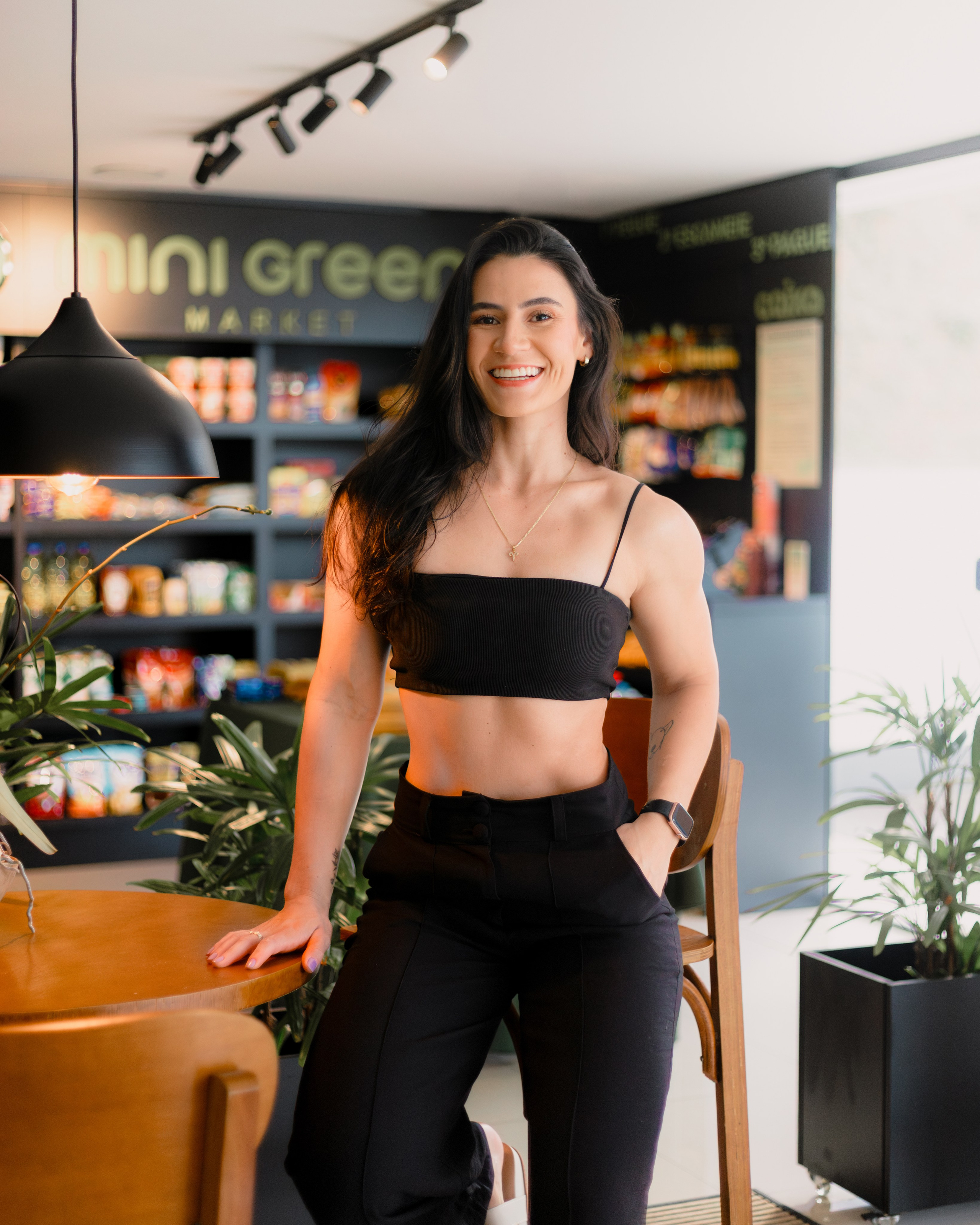 2025 | Debora Dias — Posicionamento. Denis Damasceno | Fotografia