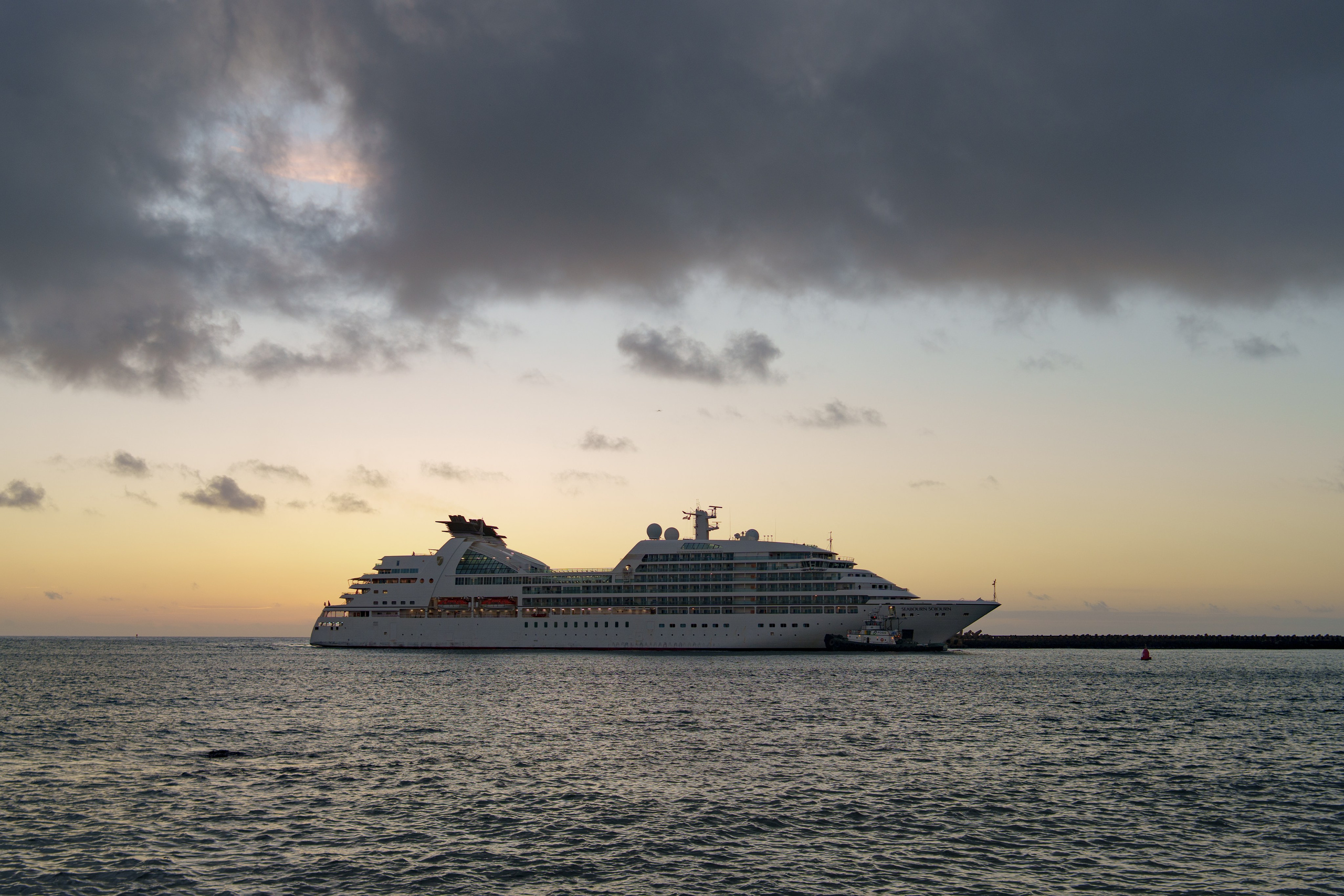 SHIPS. Awards winning photographer in Kauai, Hawaii