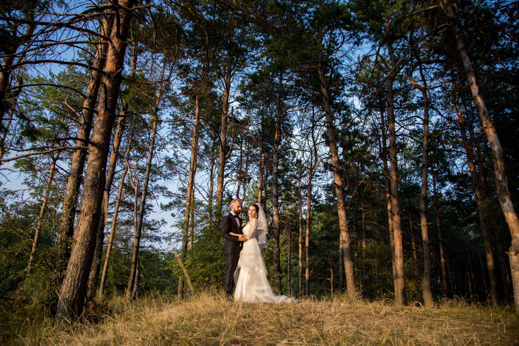 Otilia si Dragos by fotograf nunta Iasi — Eduard Schiopu