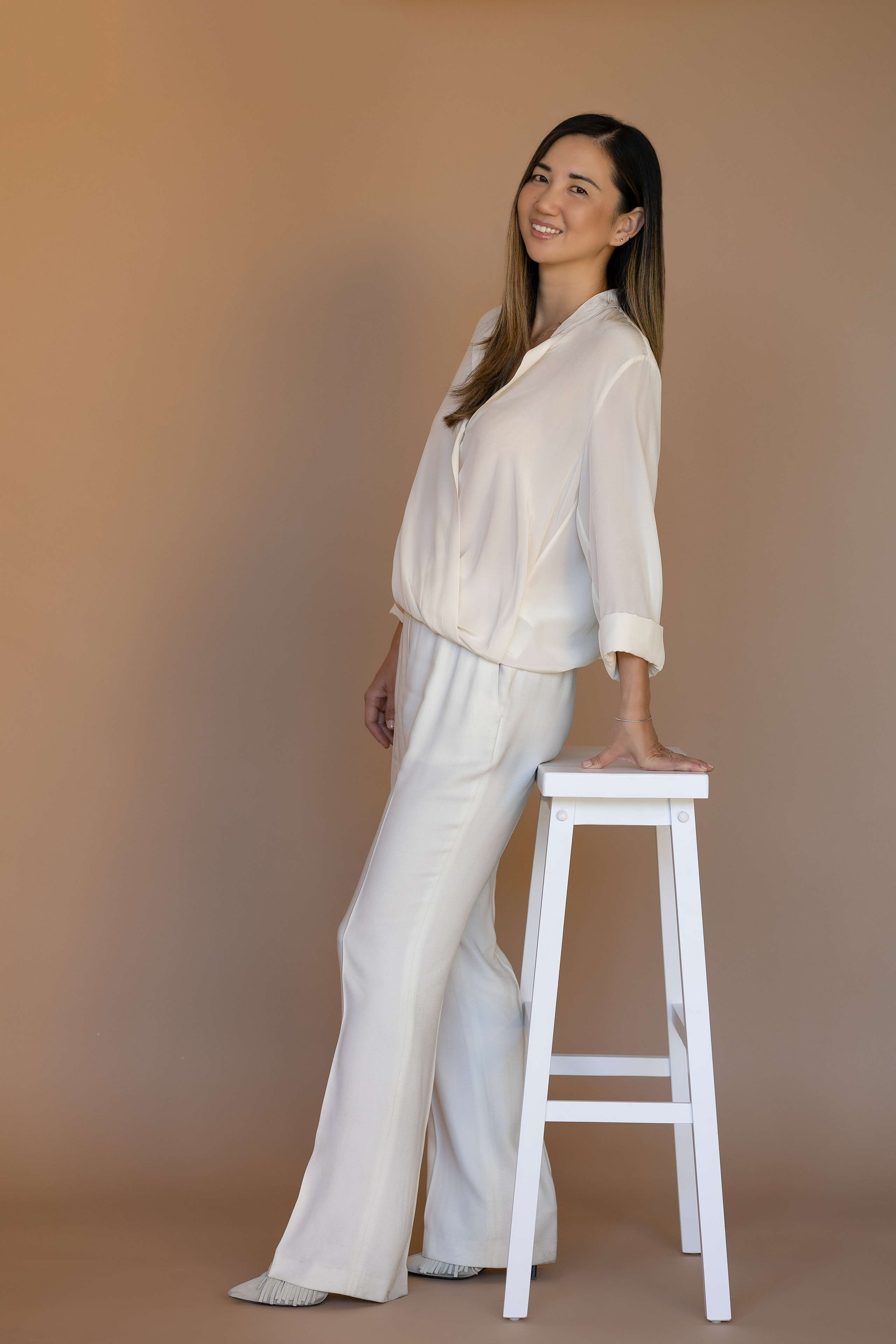 Portraits. Los Angeles maternity, boudoir and family photographer